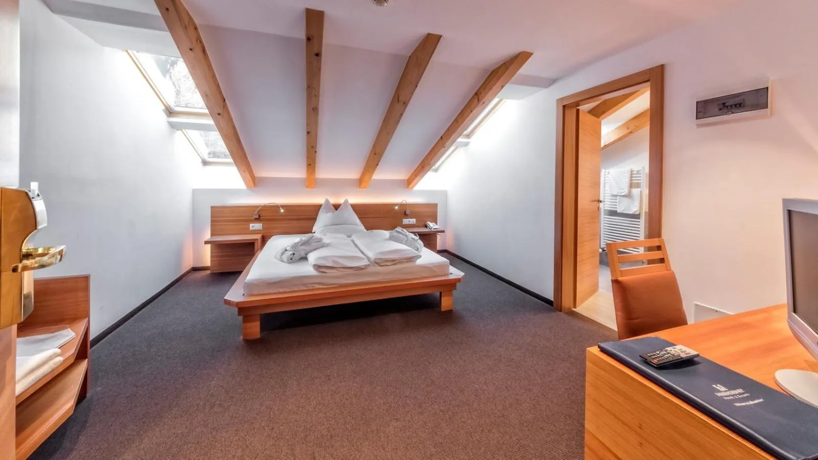 Bedroom, Bed in Falkensteiner Hotel Antholz l Adults Only