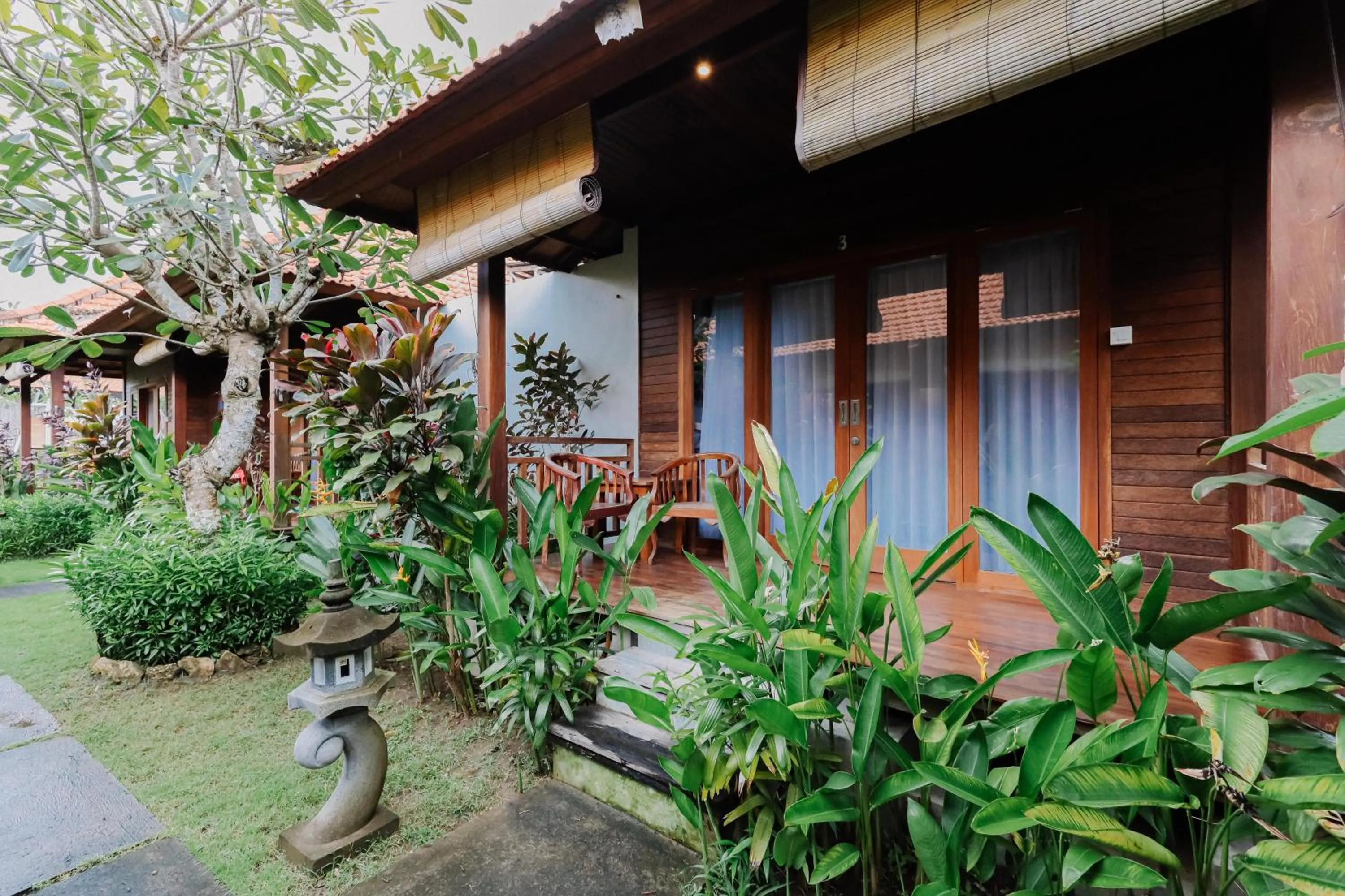 Garden in The Lavana Jhonny Kibung Villas Lembongan