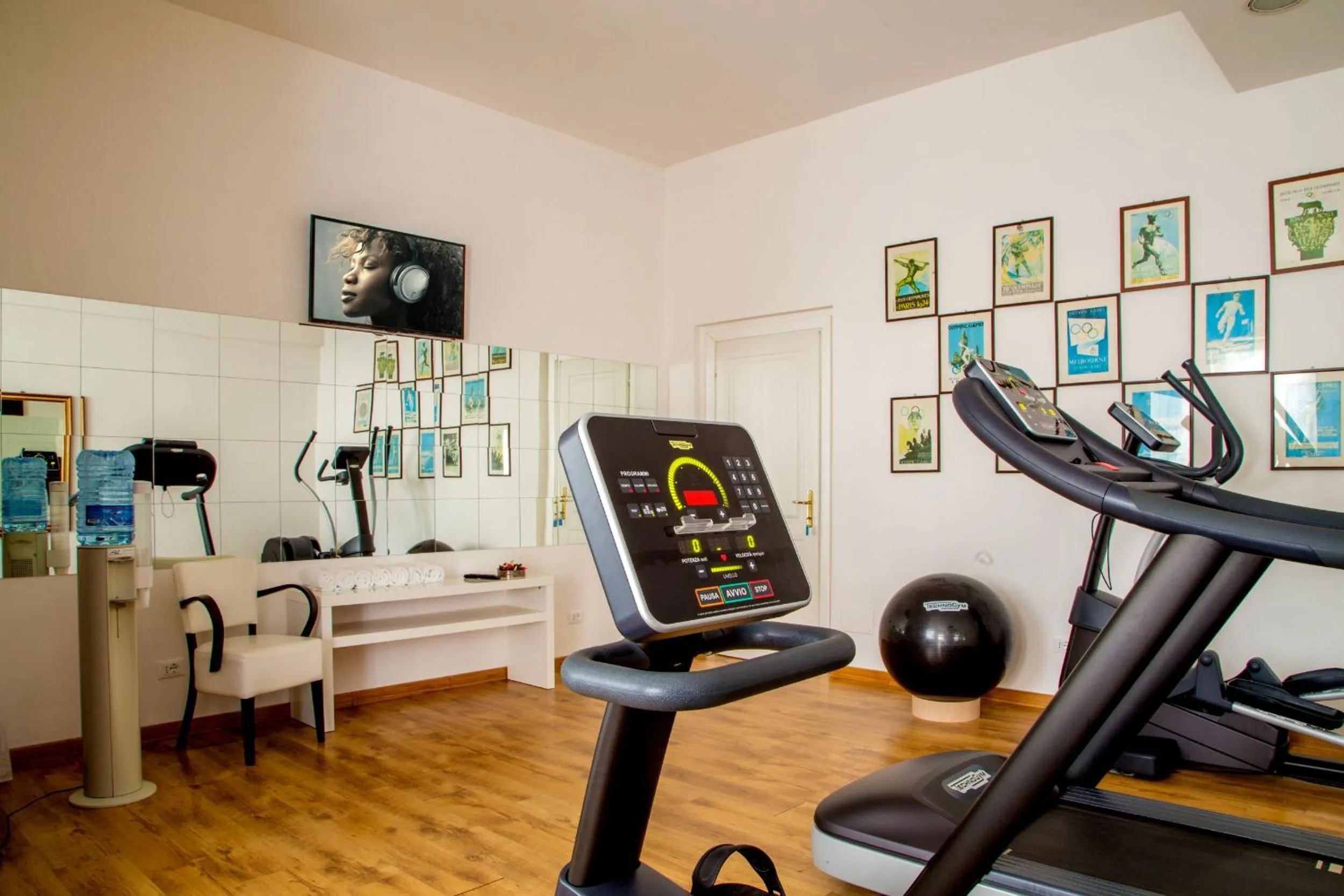 Fitness centre/facilities in Arcom Palace