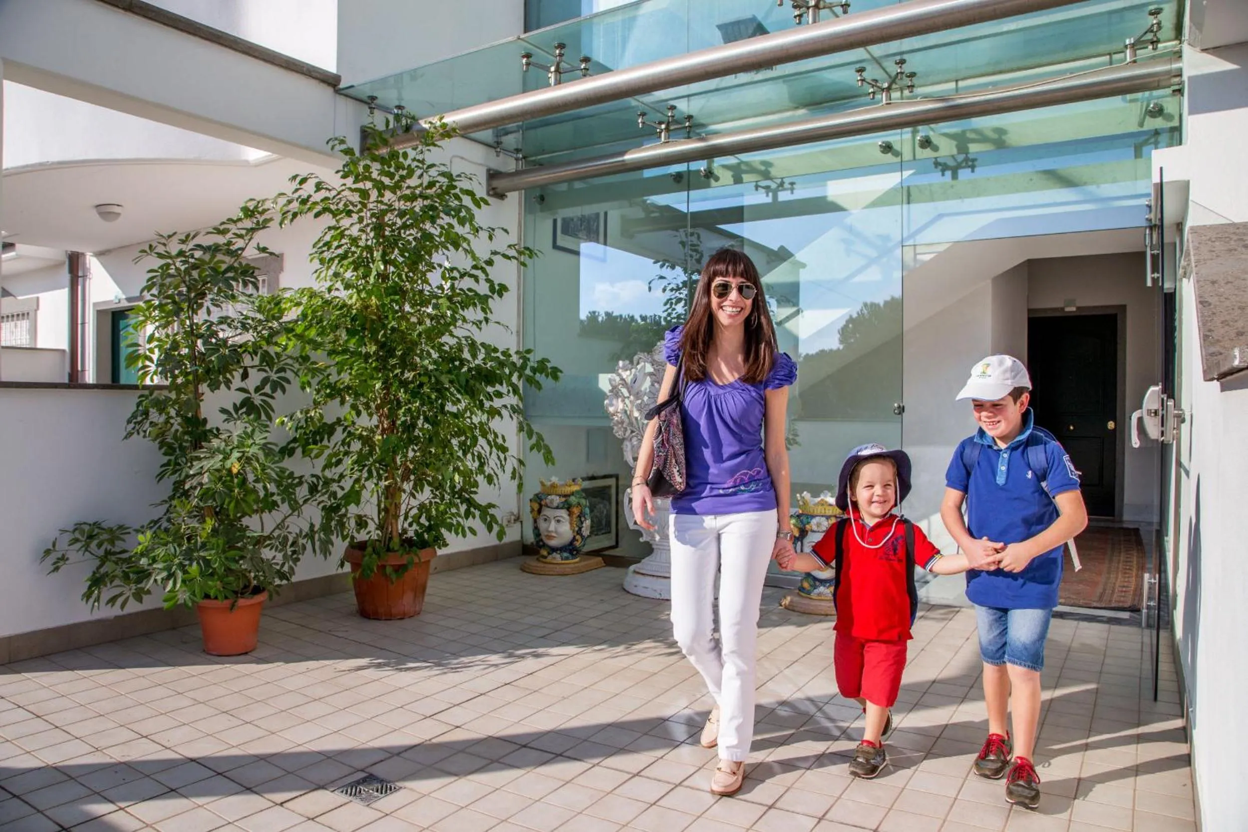 young children in Arcom Palace