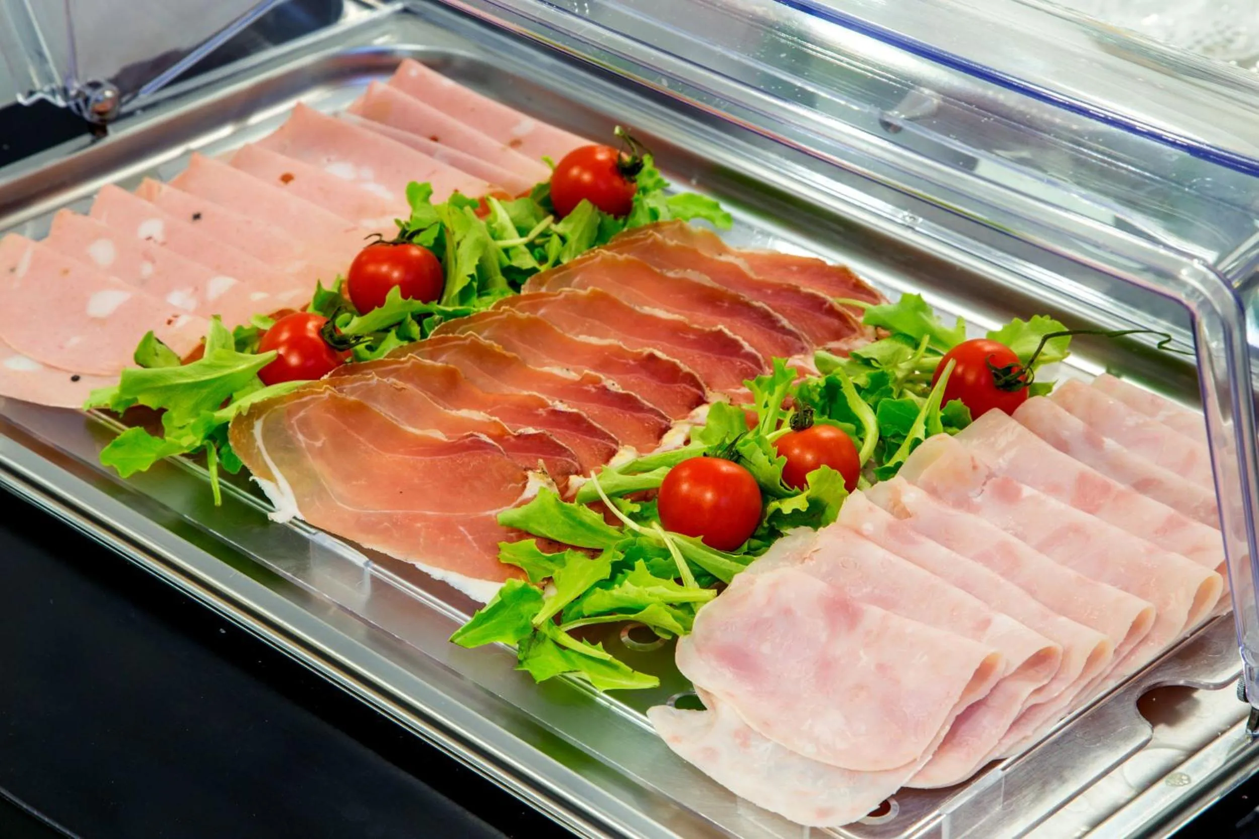 Buffet breakfast in Arcom Palace