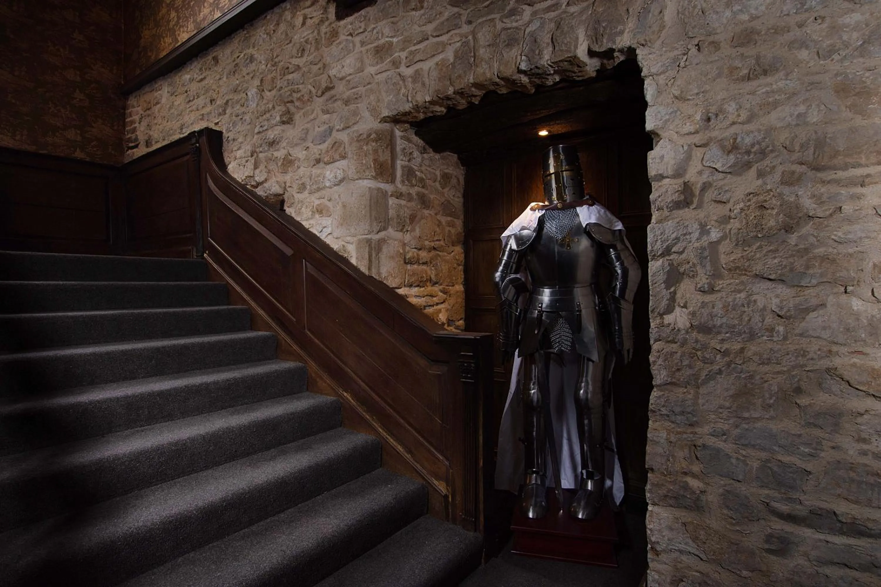 Facade/entrance in Stone Court House