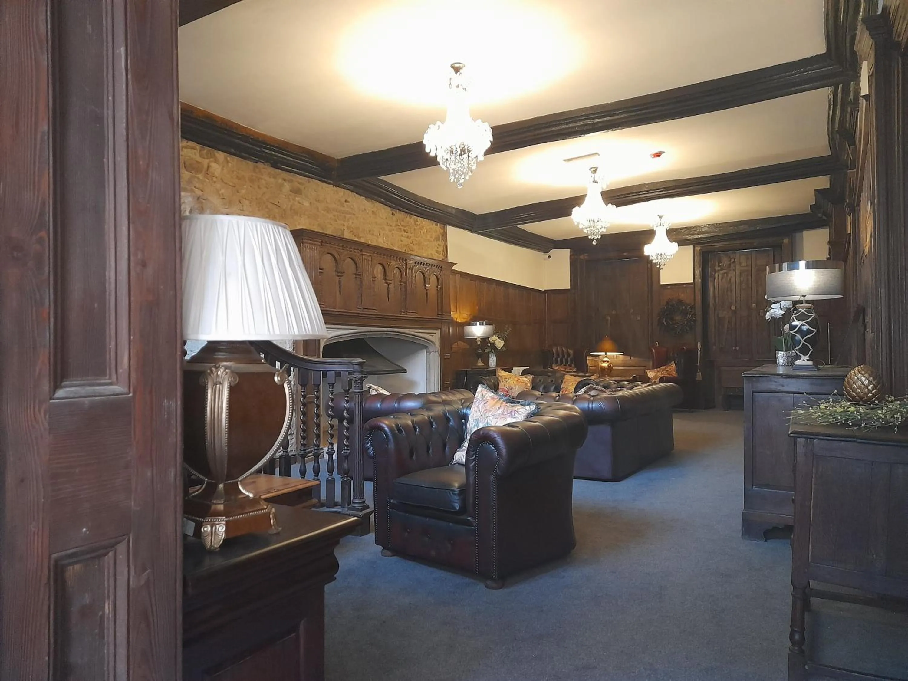 Lobby or reception in Stone Court House