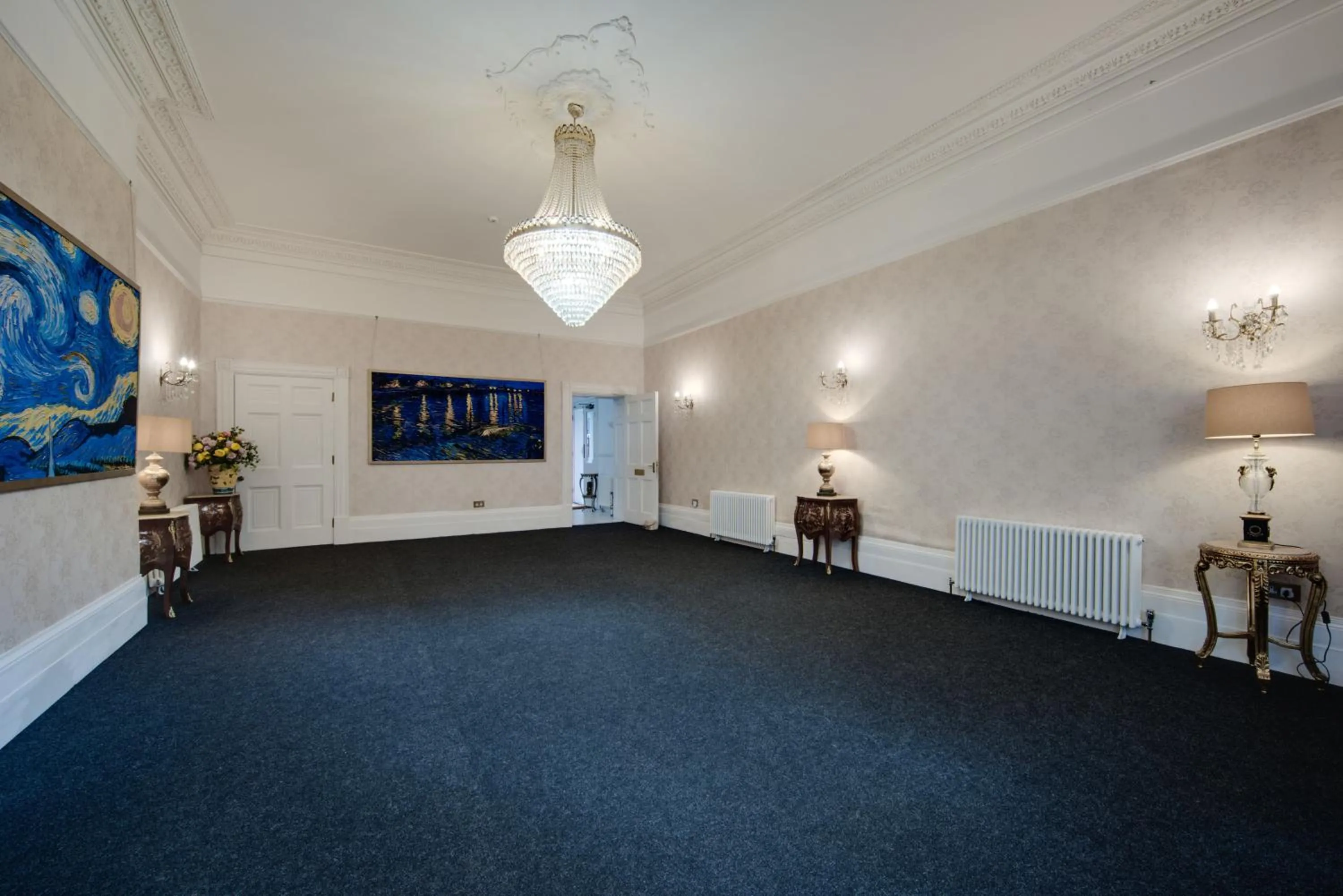 wedding in Stone Court House