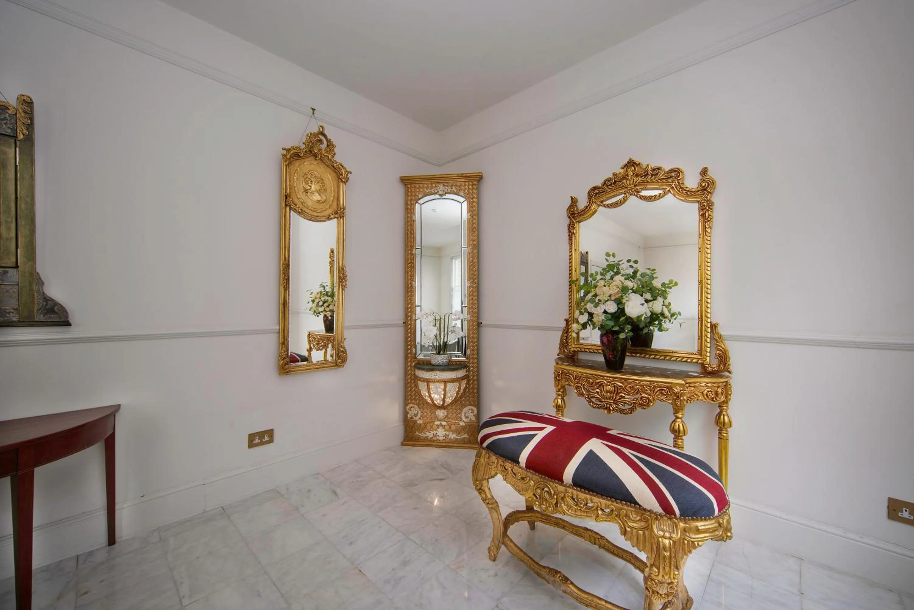 Bathroom in Stone Court House