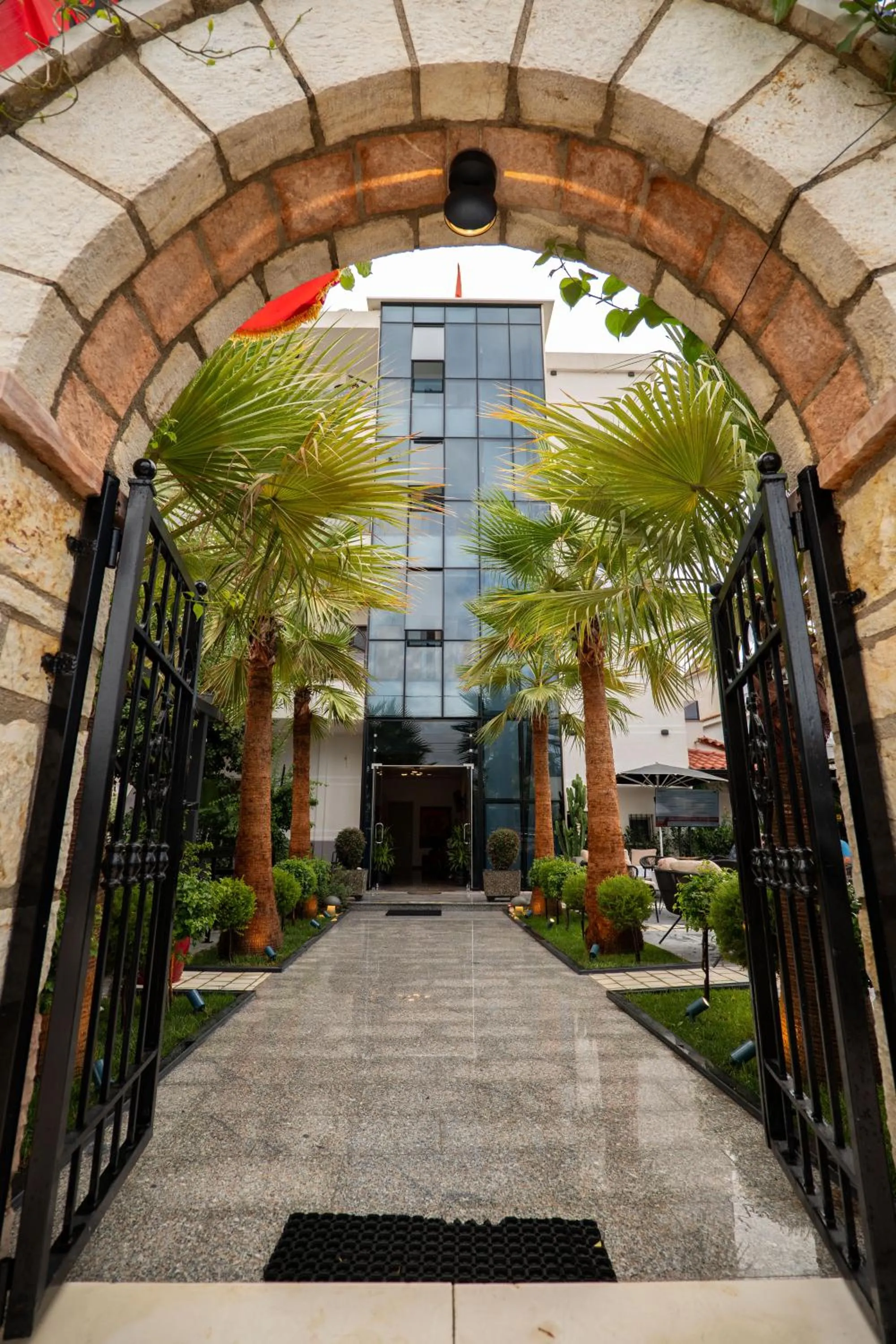 Property building in Hotel Eagle