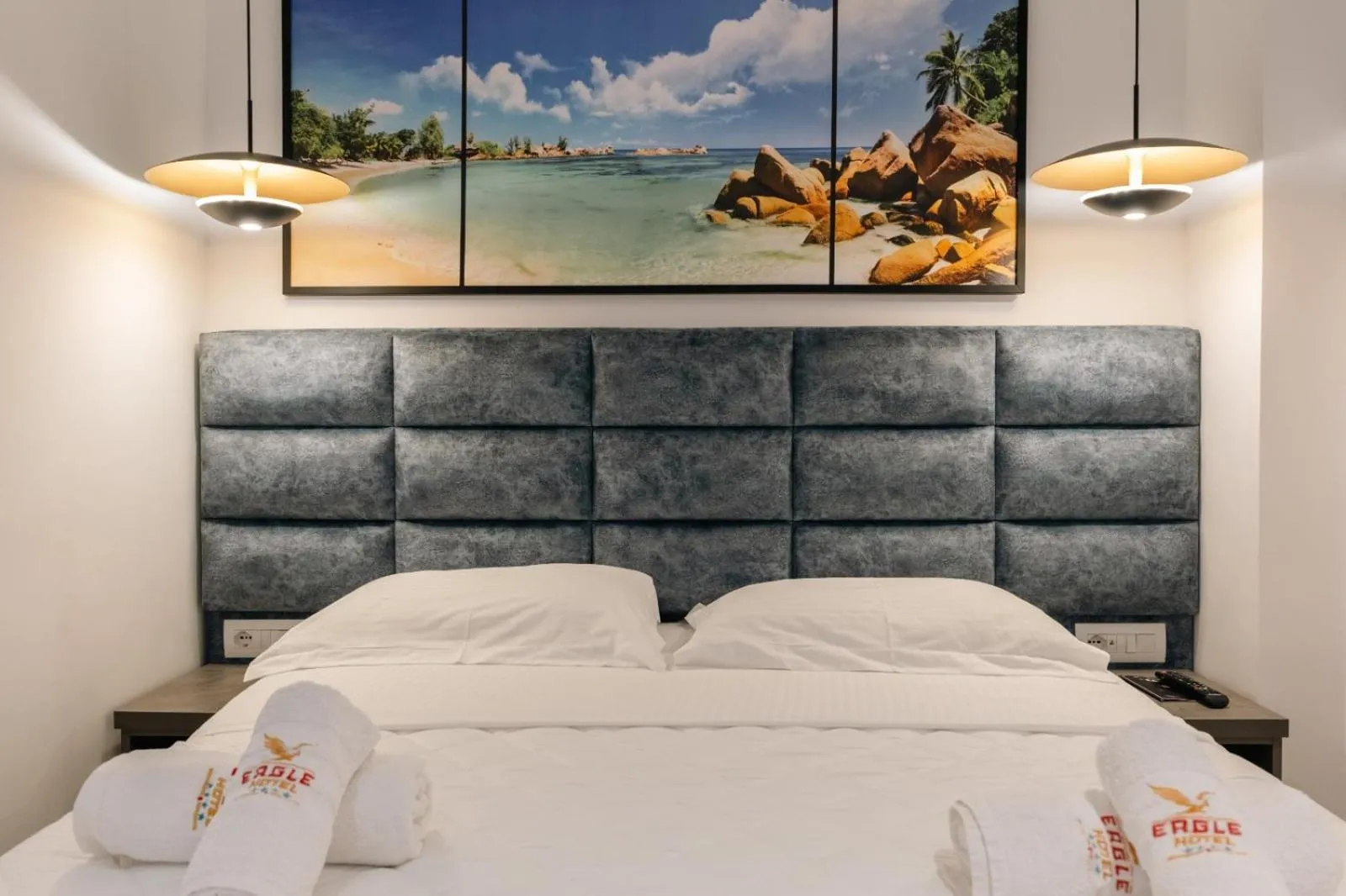 Photo of the whole room, Bed in Hotel Eagle