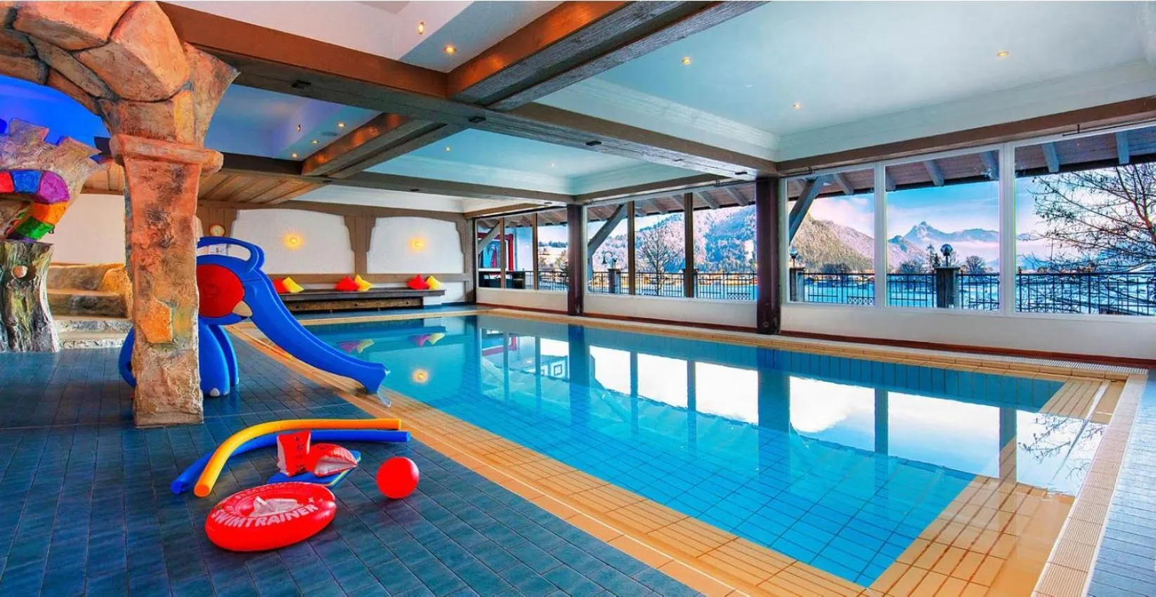 Swimming pool in Familotel Bavaria Pfronten-Familien Hotel-Alles Inklusive Konzept