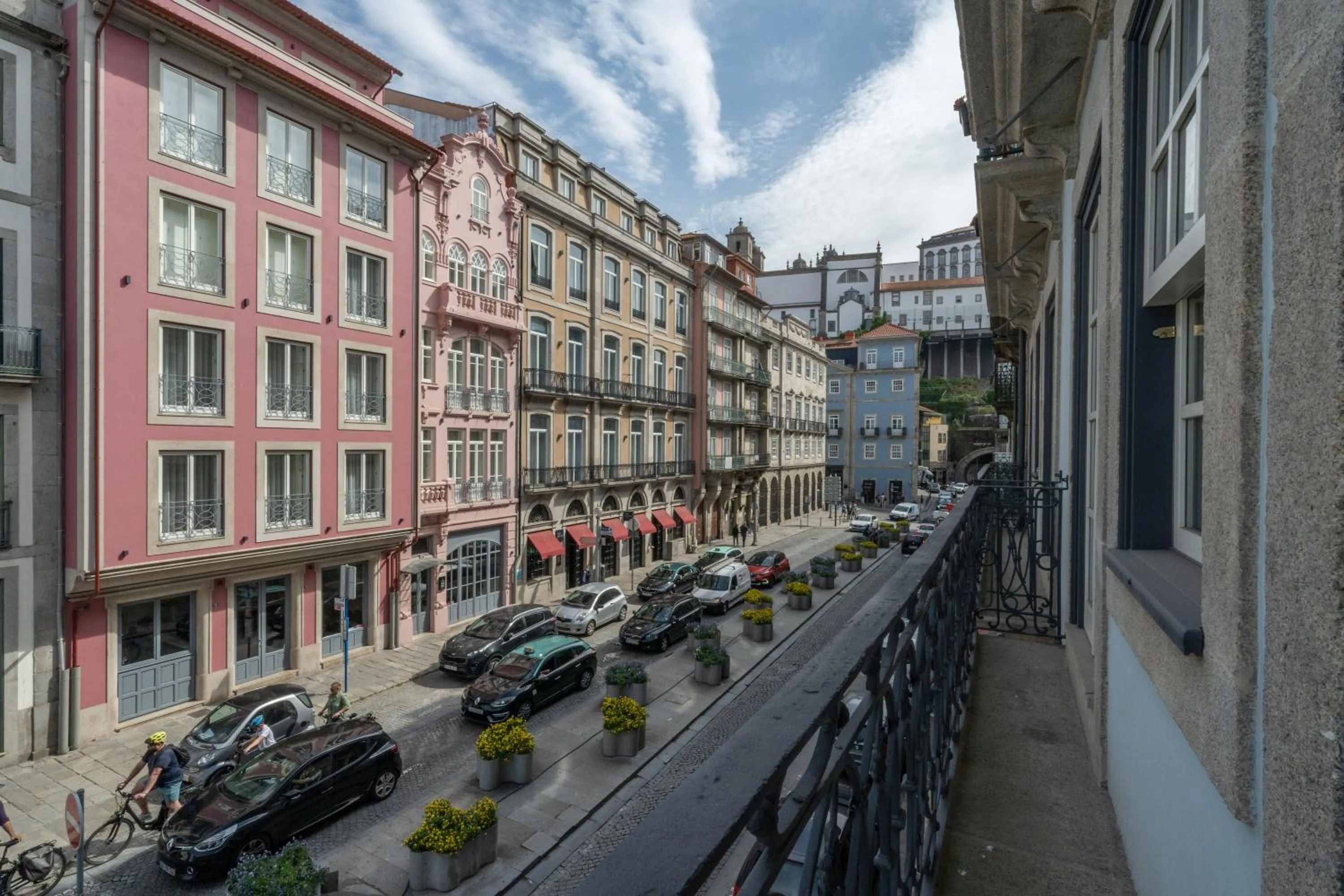 Infante Apartment by Amber Star Rent