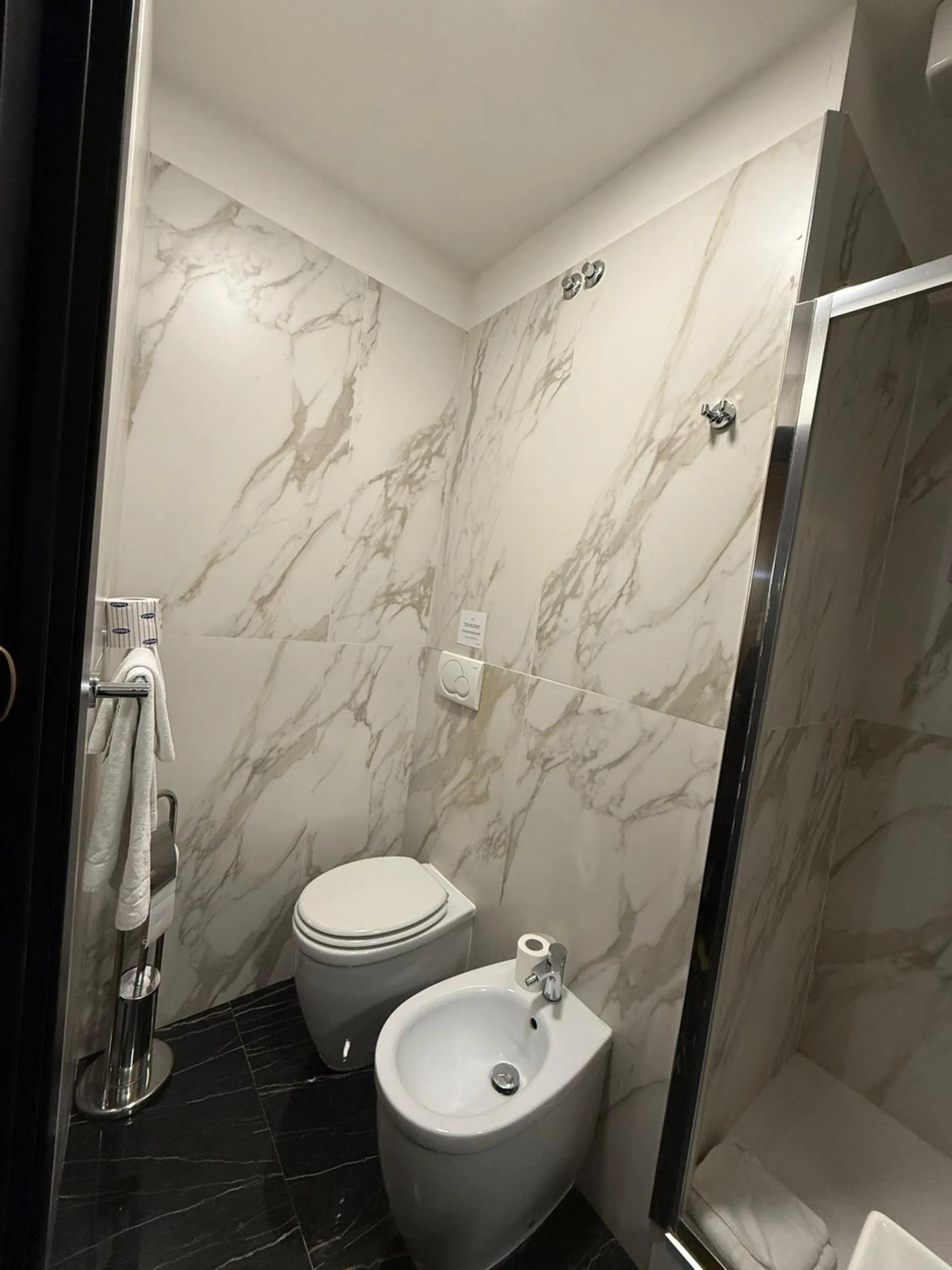 Relais Fontana Di Trevi Hotel