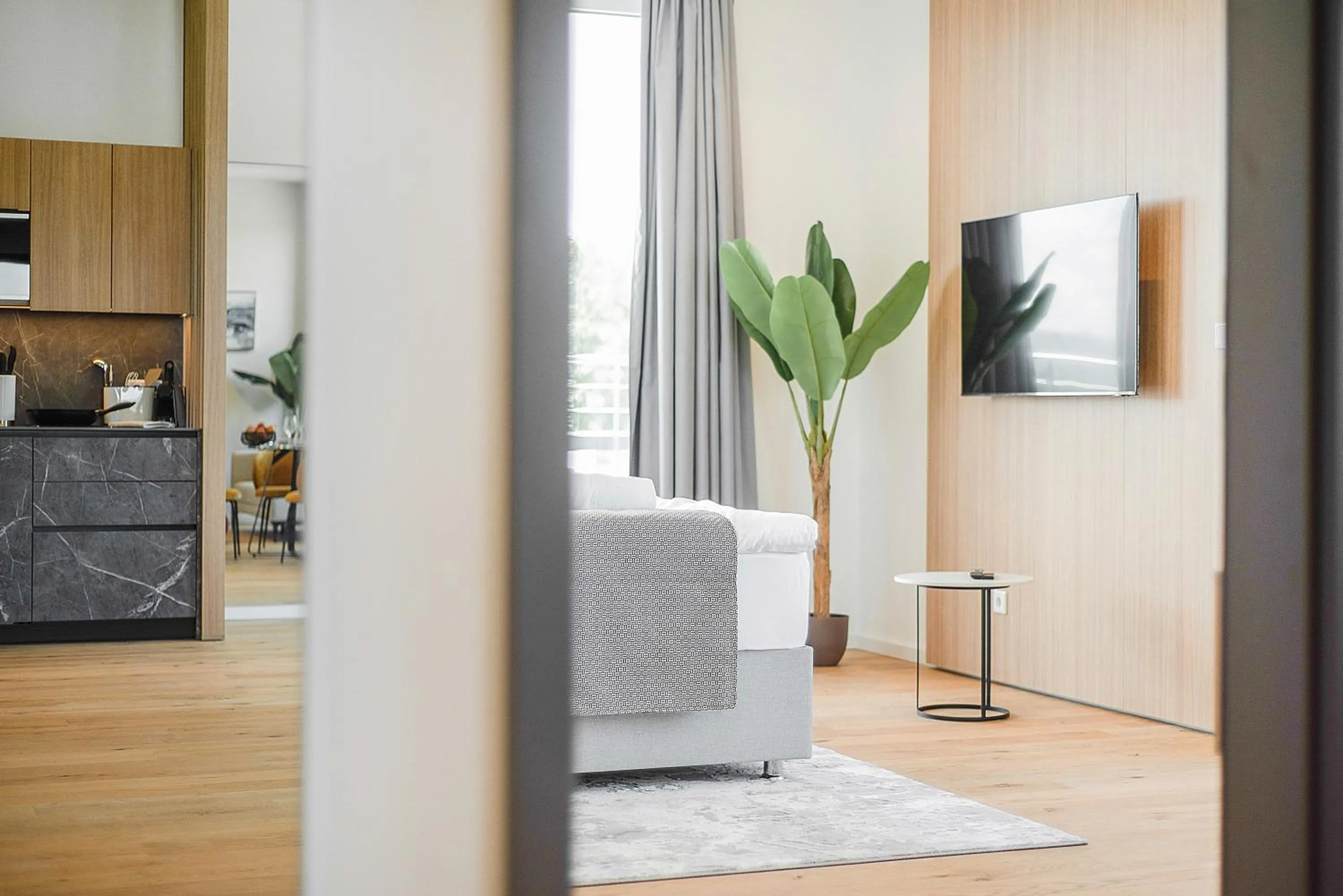 Decorative detail in BRIGHT: Rosenheim Aicherpark