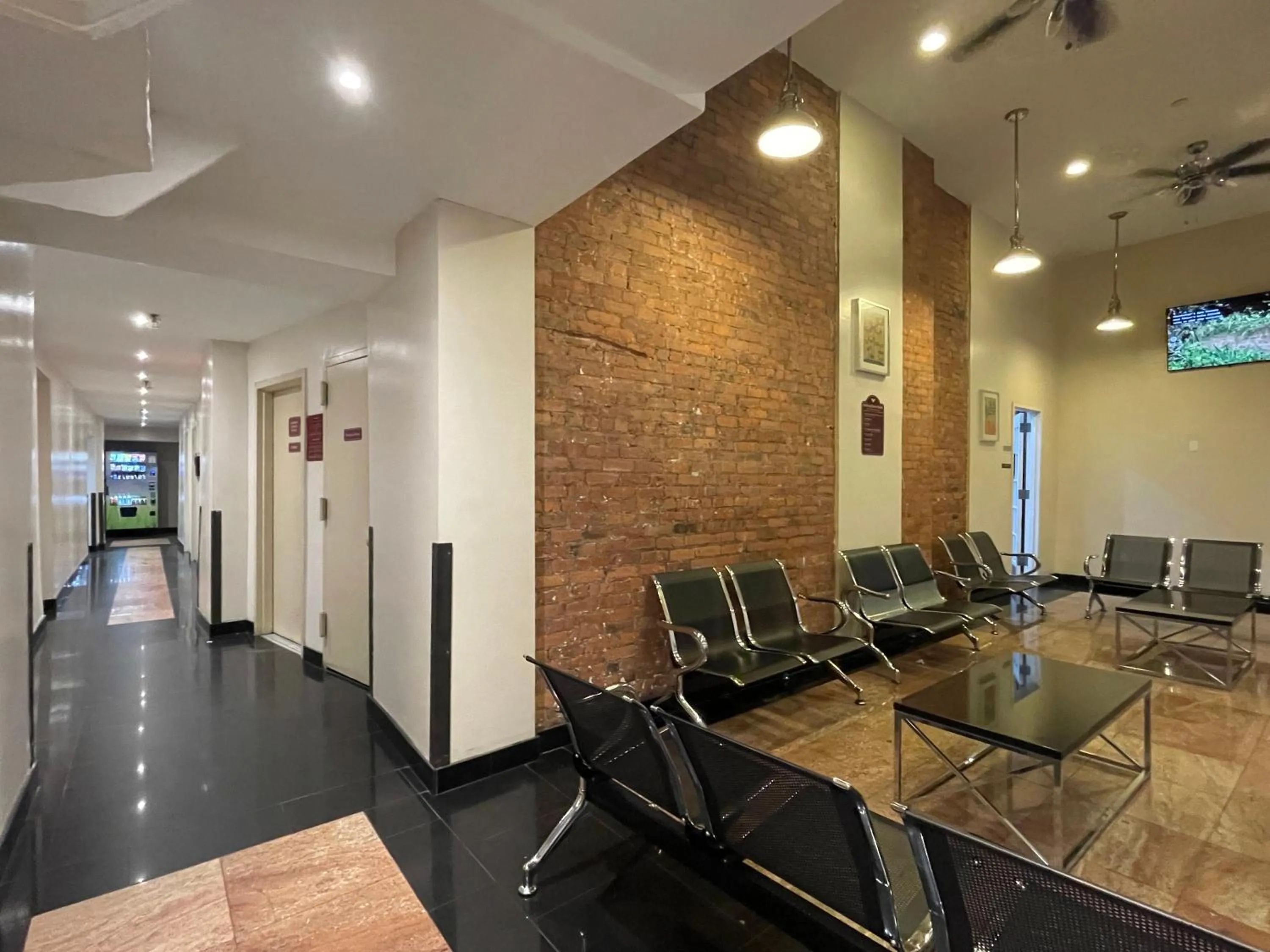 Hotel and the City, Rooftop City View