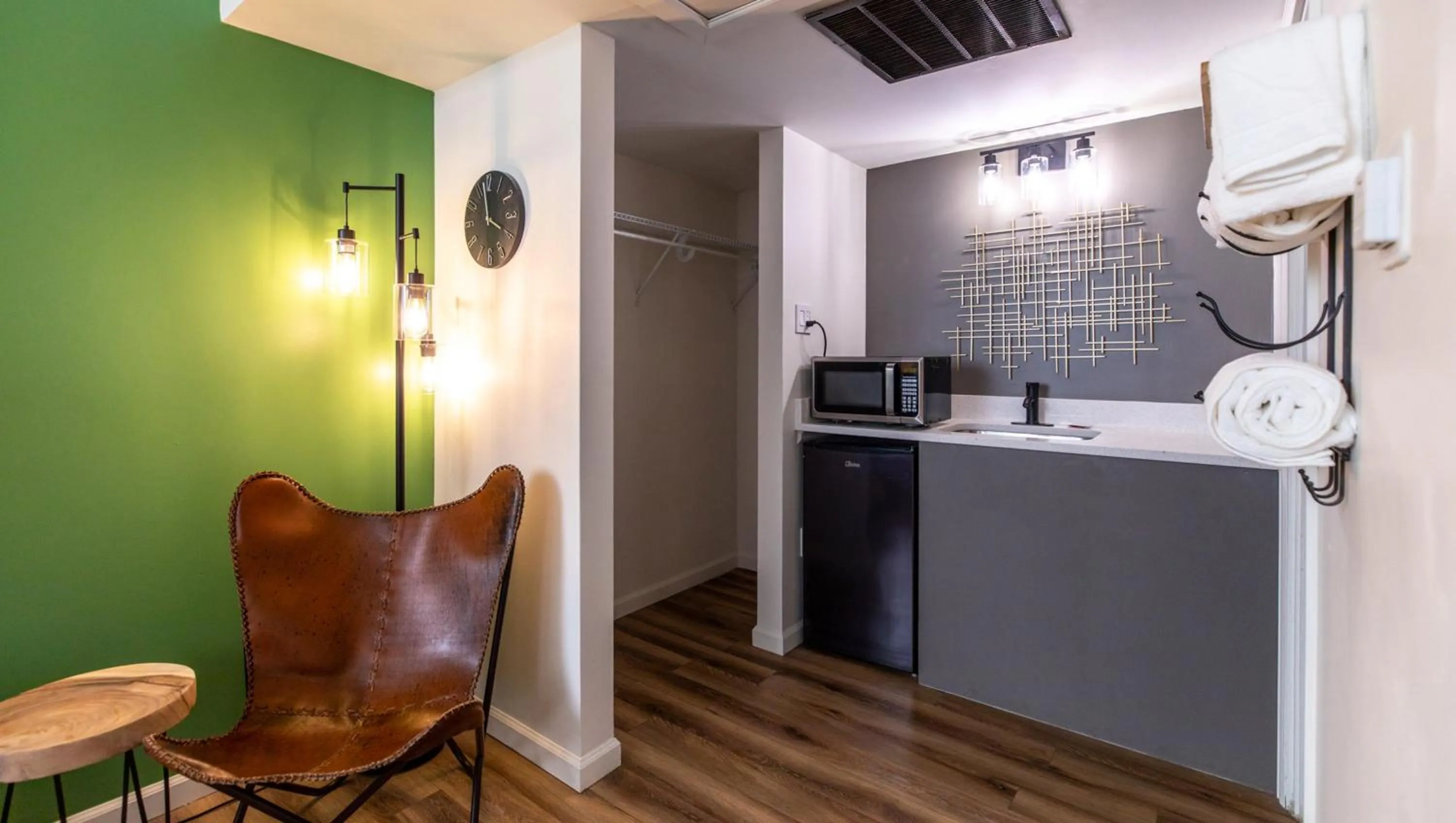 Bedroom in Modern Motel