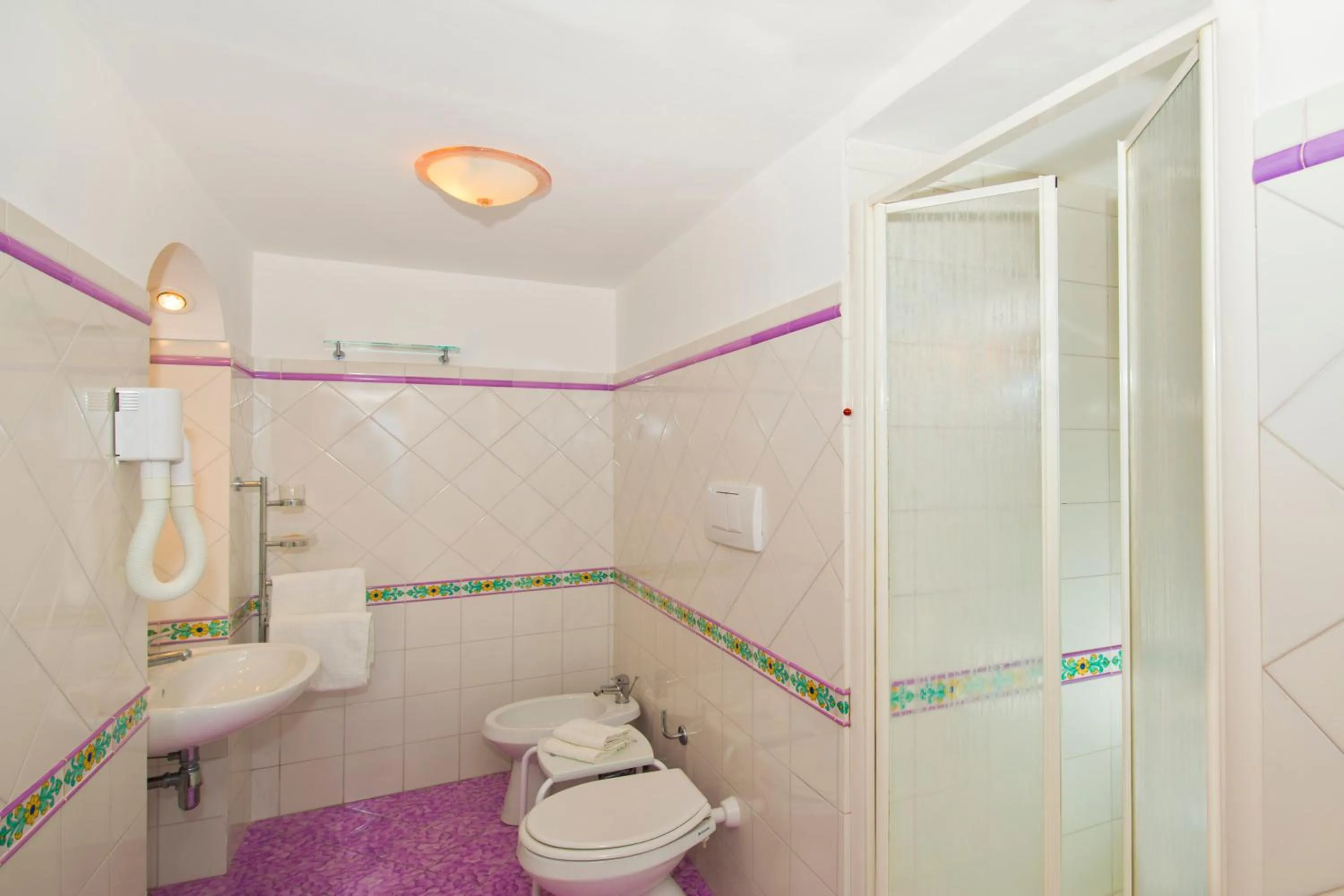 Bathroom in La Rosa Dei Venti