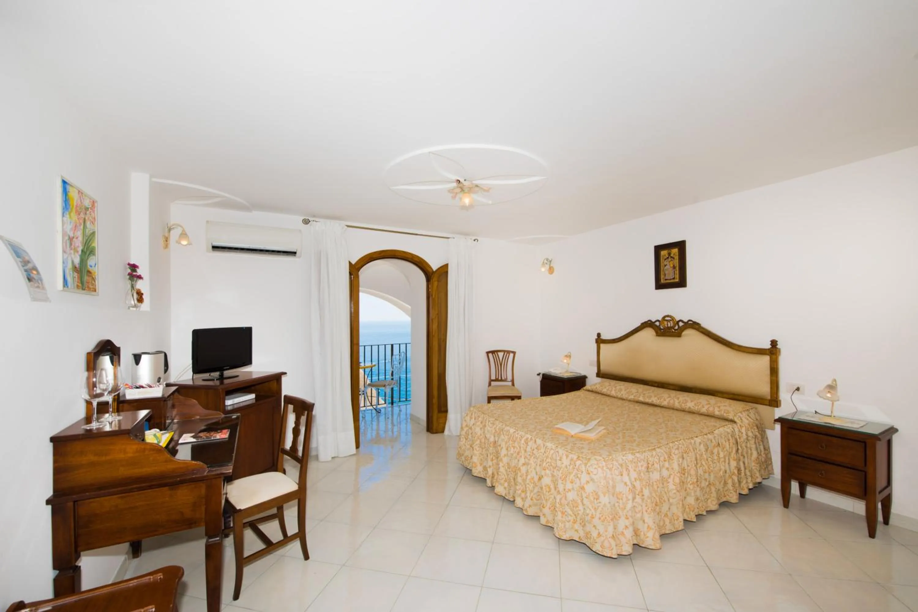 Photo of the whole room in La Rosa Dei Venti