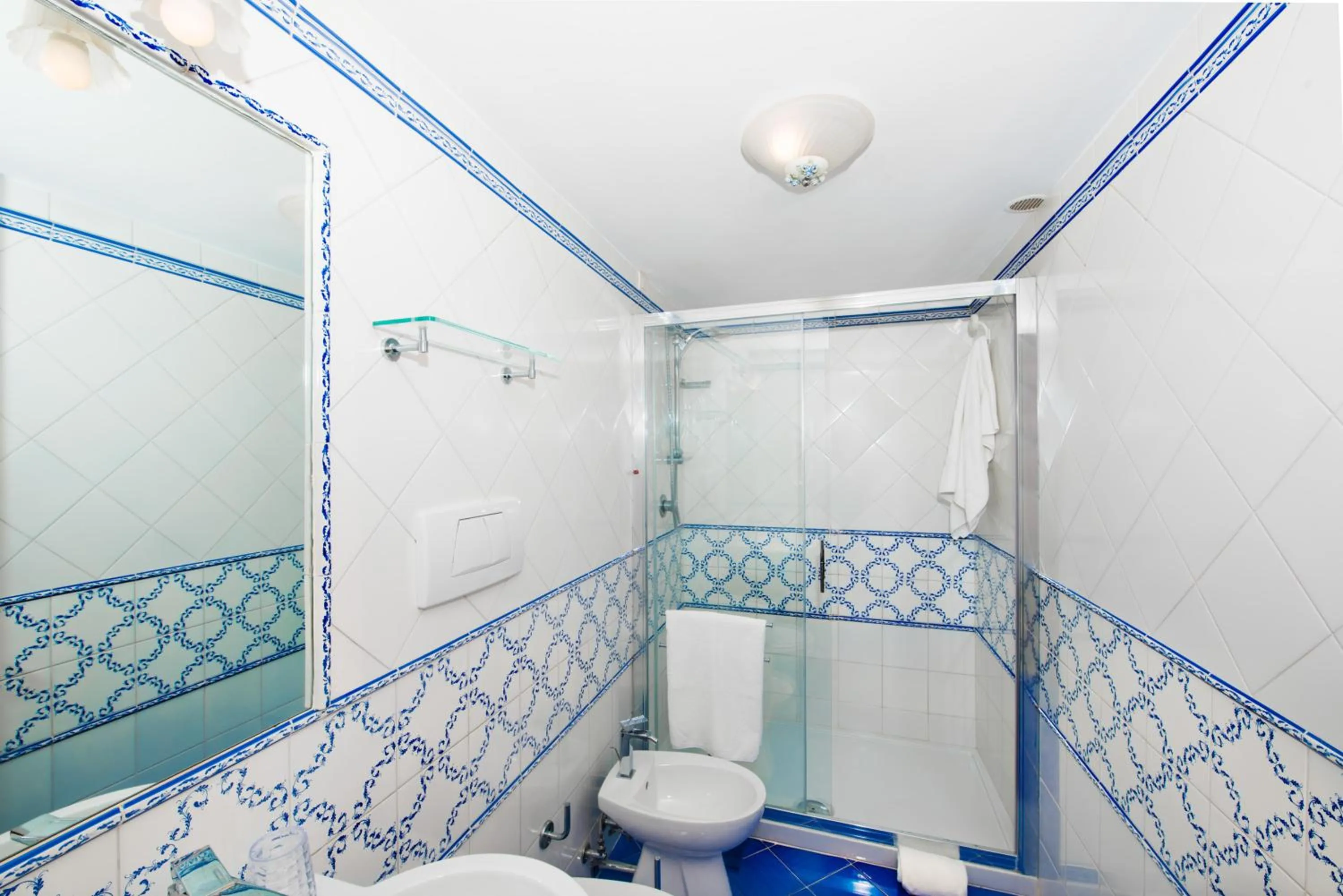 Bathroom in La Rosa Dei Venti