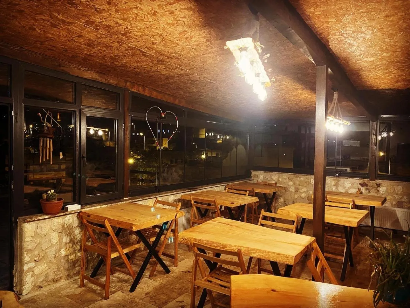 Restaurant/places to eat in Ala Stone House