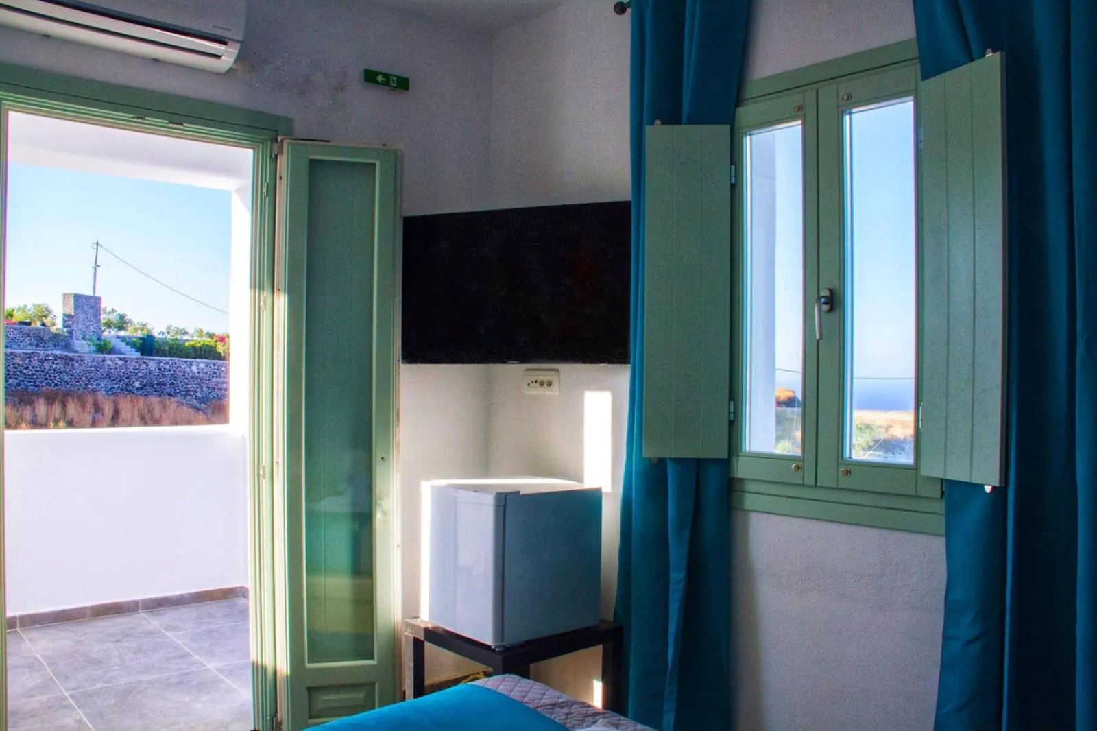 View (from property/room), Bed in White Element