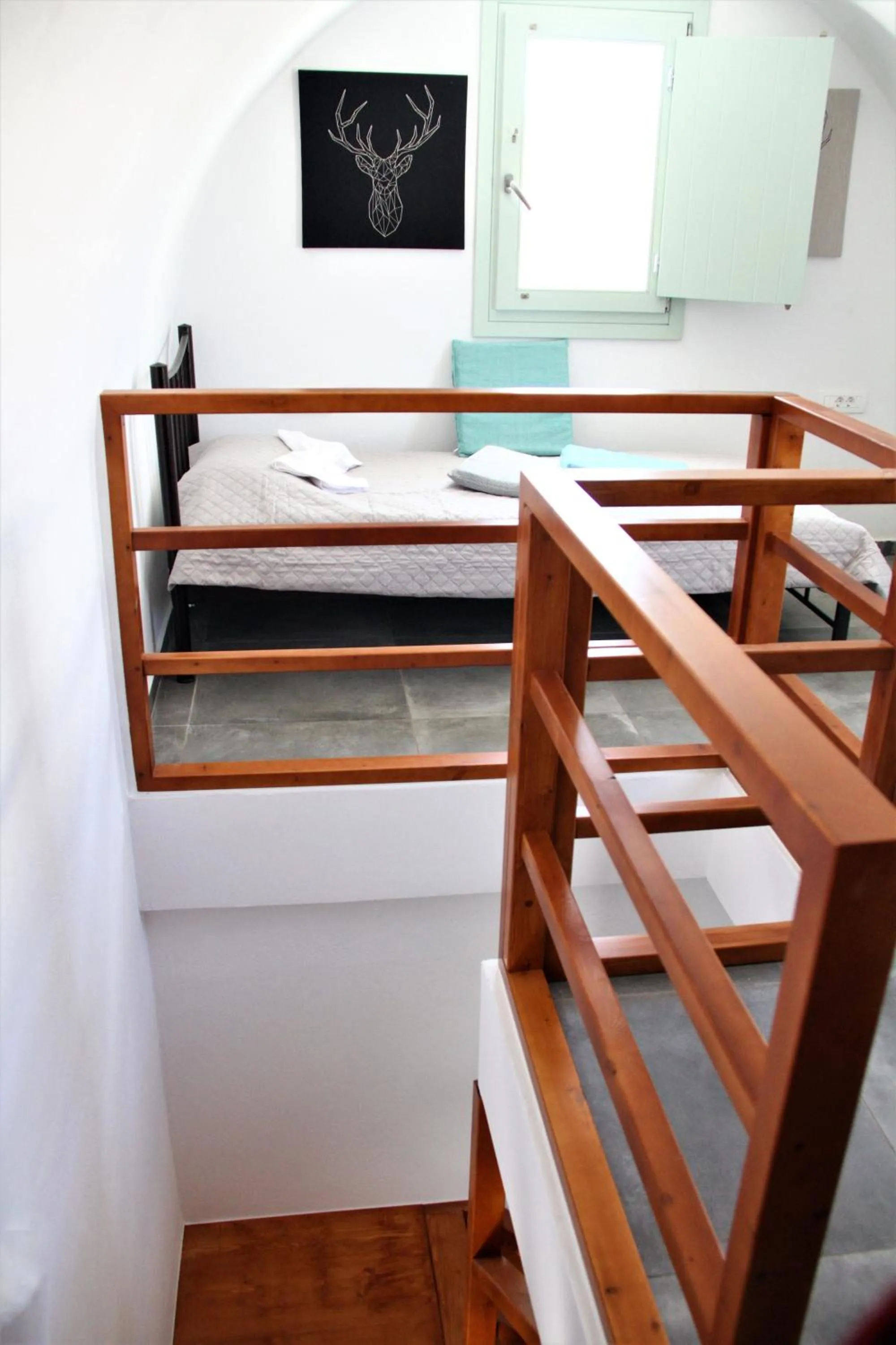 Living room, Bed in White Element