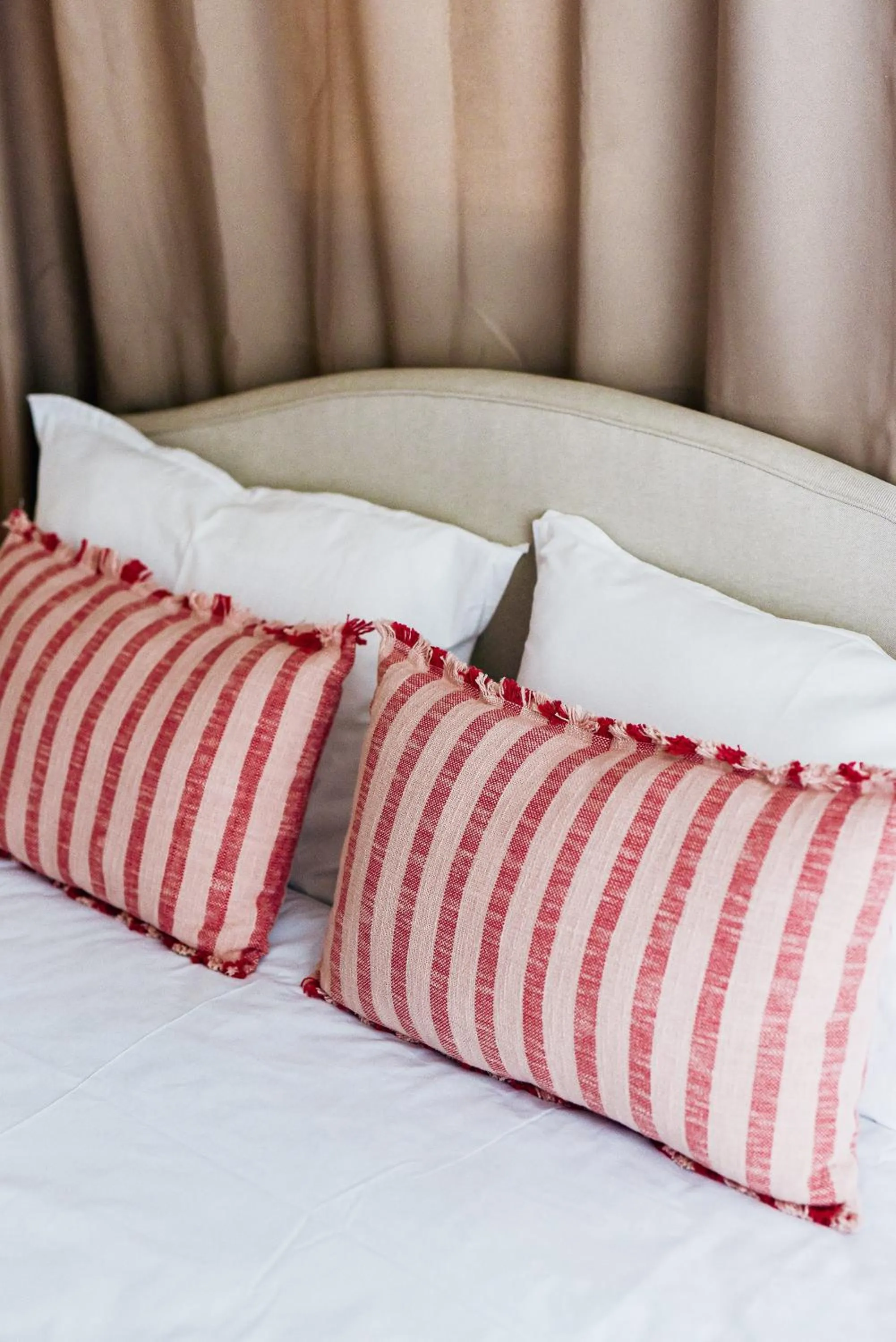 Bed in Oliva Holiday Homes