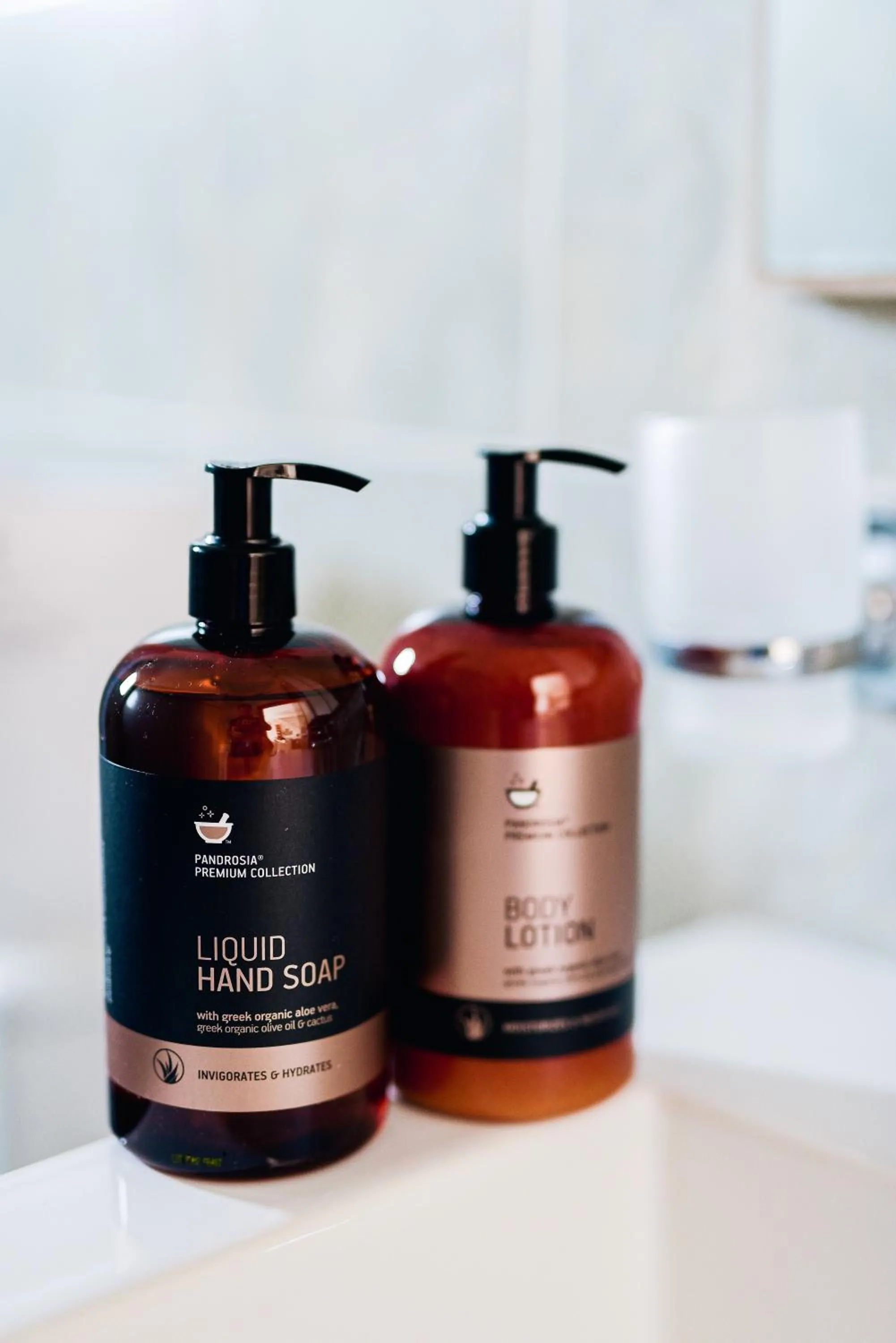 Shower in Oliva Holiday Homes