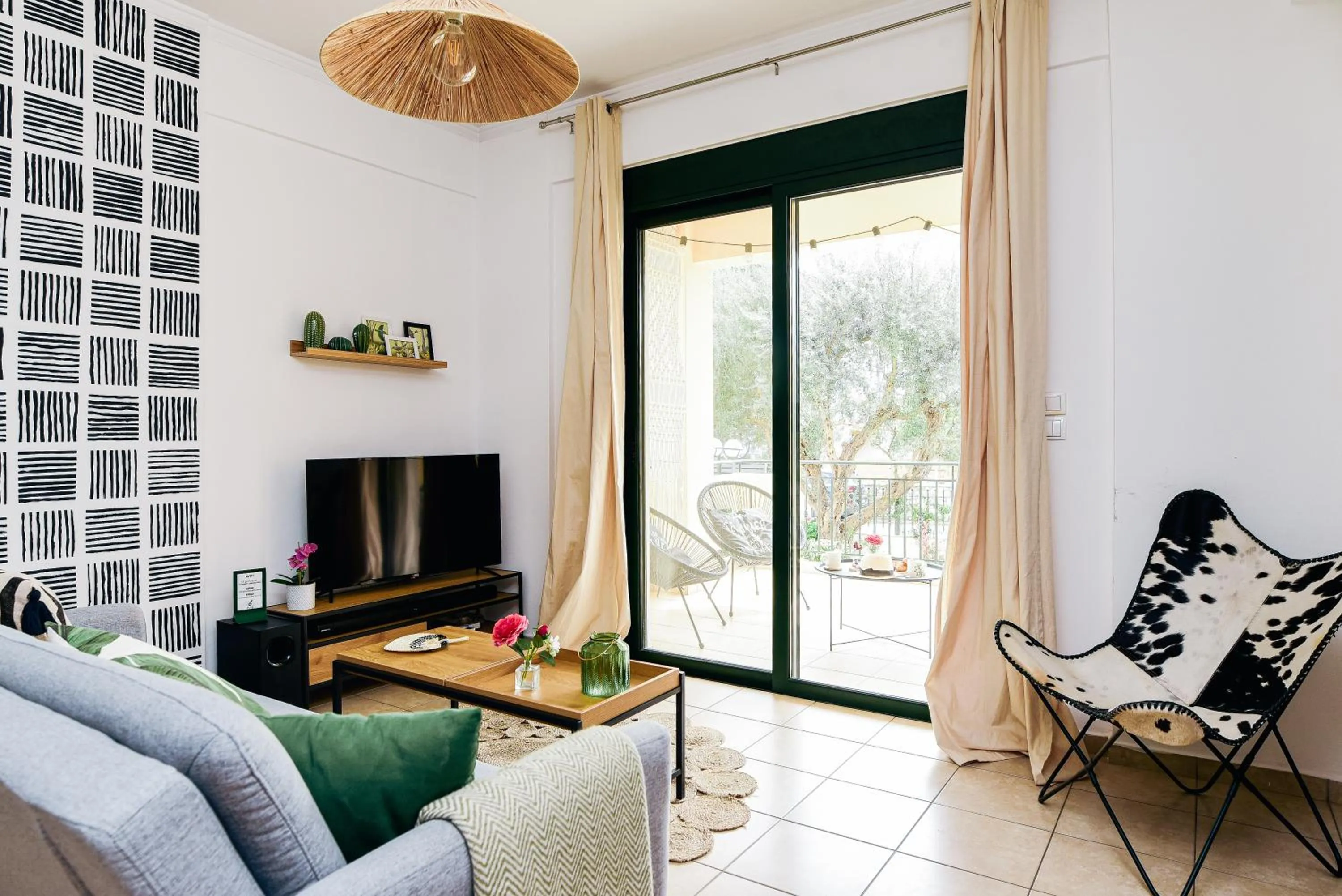 TV and multimedia in Oliva Holiday Homes