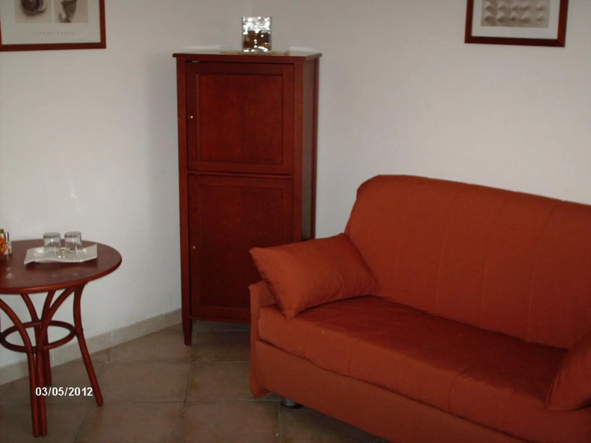 Family Room (2 Adults + 1 Child) in Albergo Villa Vittoria Family Room (2 Adults + 1 Child) in Albergo Villa Vittoria