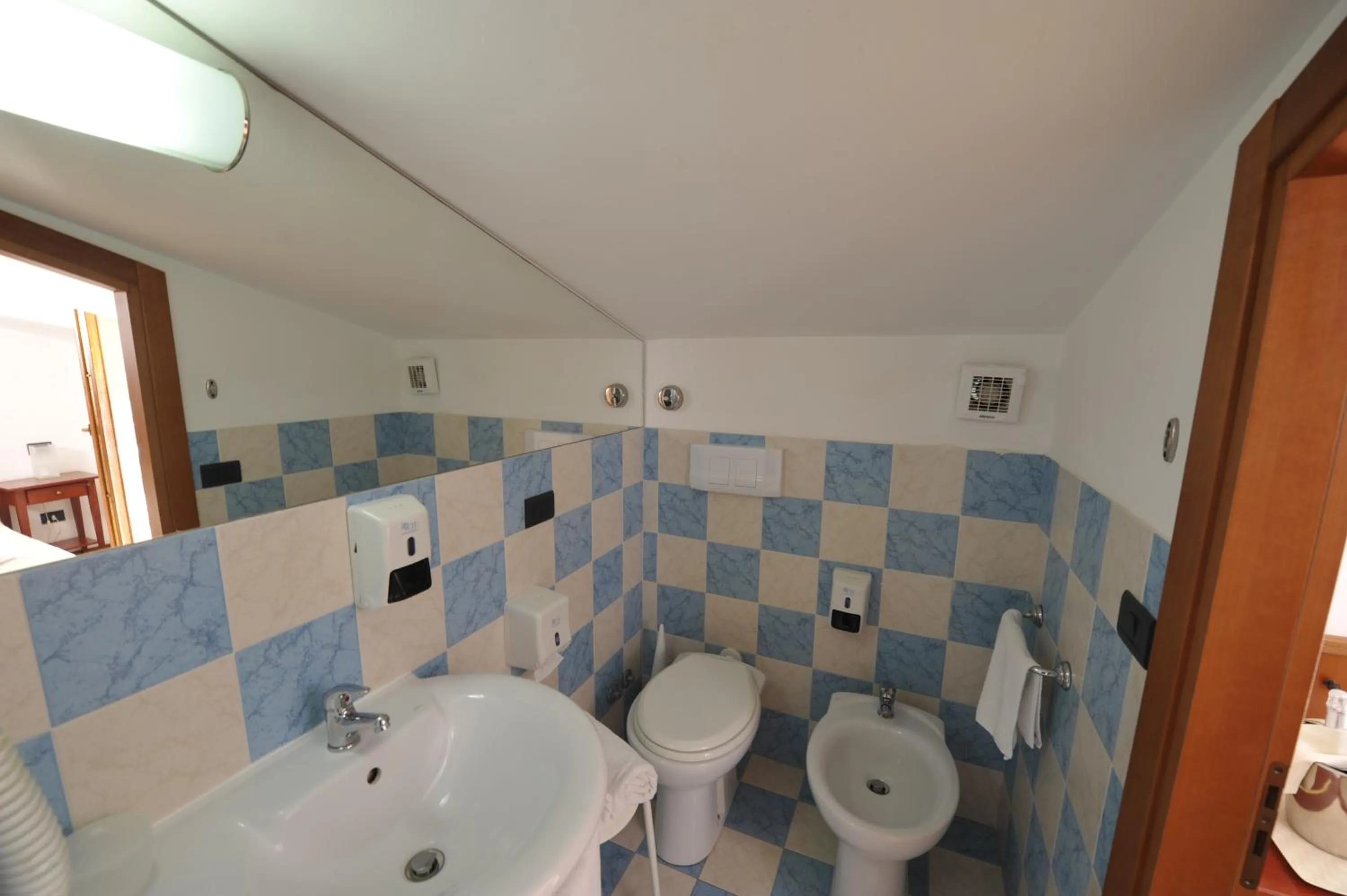 Bathroom in Albergo Villa Vittoria