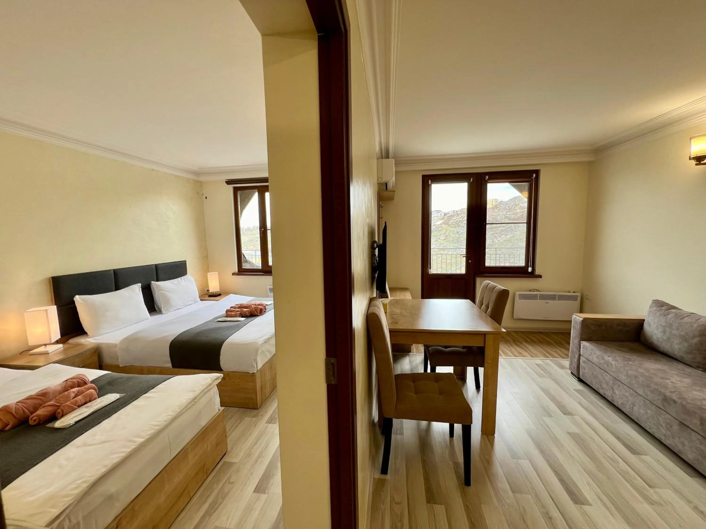 Photo of the whole room, Bed in The Hill Guesthouse