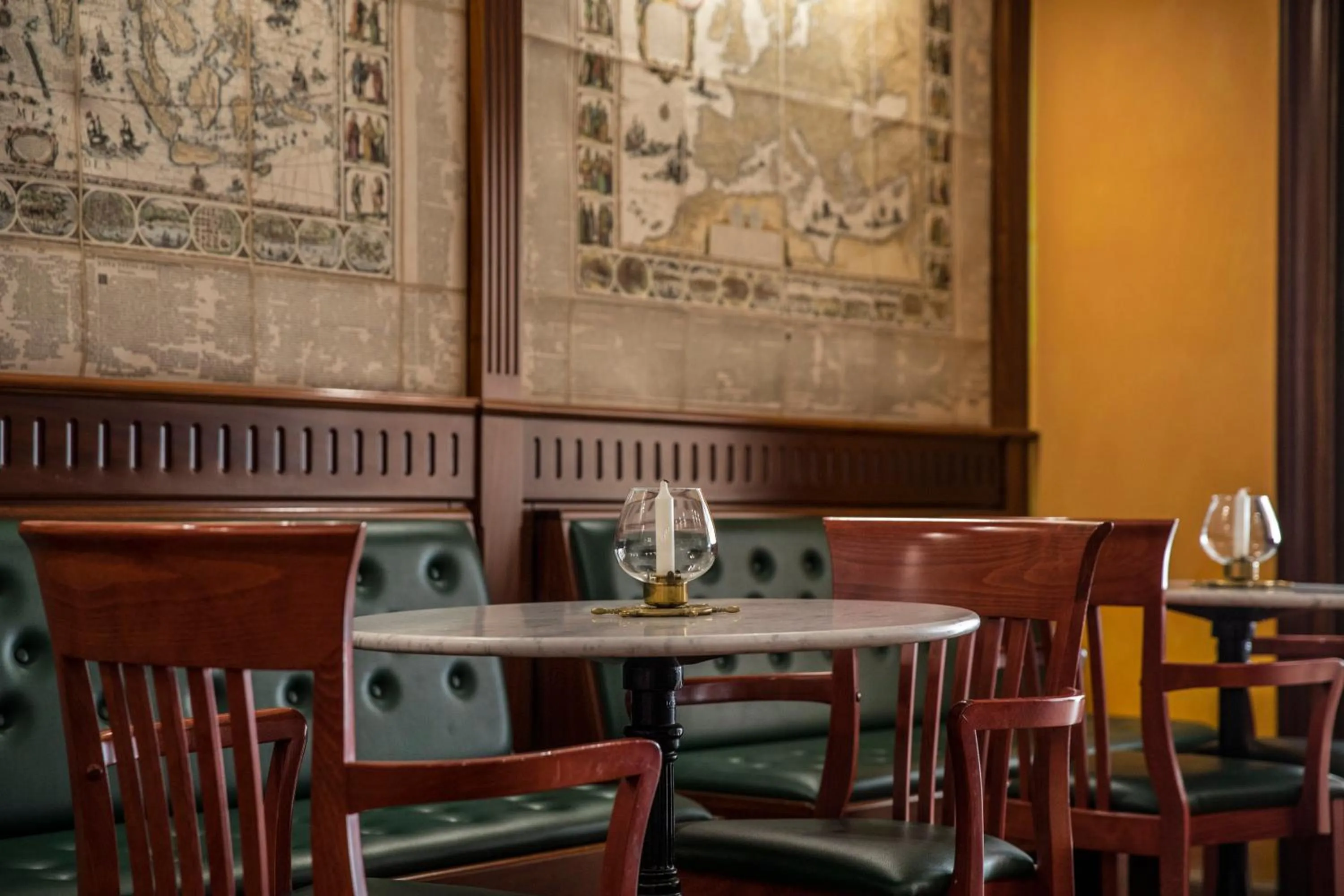 Communal lounge/ TV room in Hotel Poseidonia