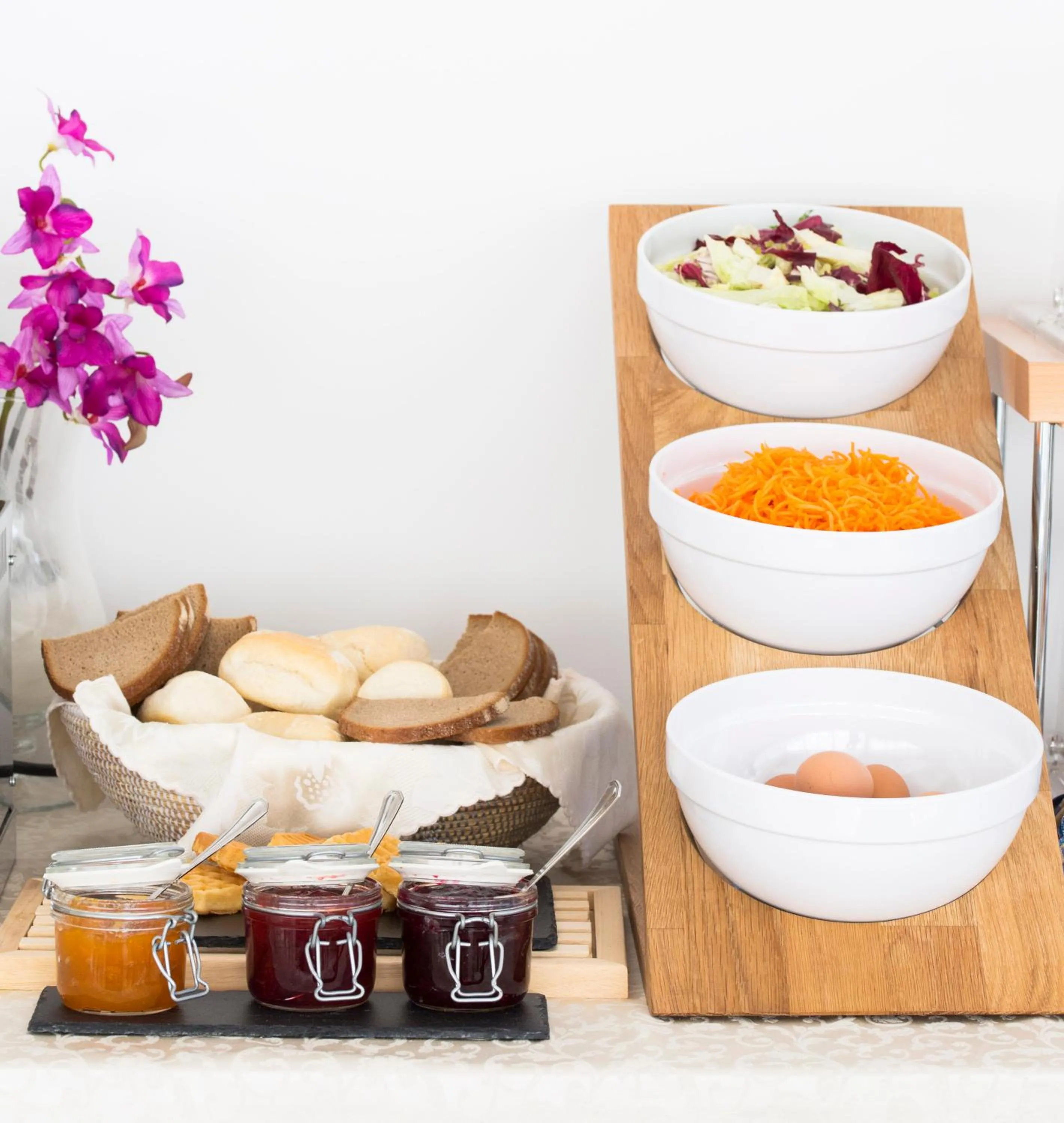 Buffet breakfast in Hotel Poseidonia