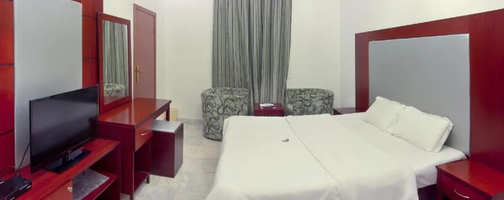 Bed in Al Farhan Apartment Al Hamra-Jeddah