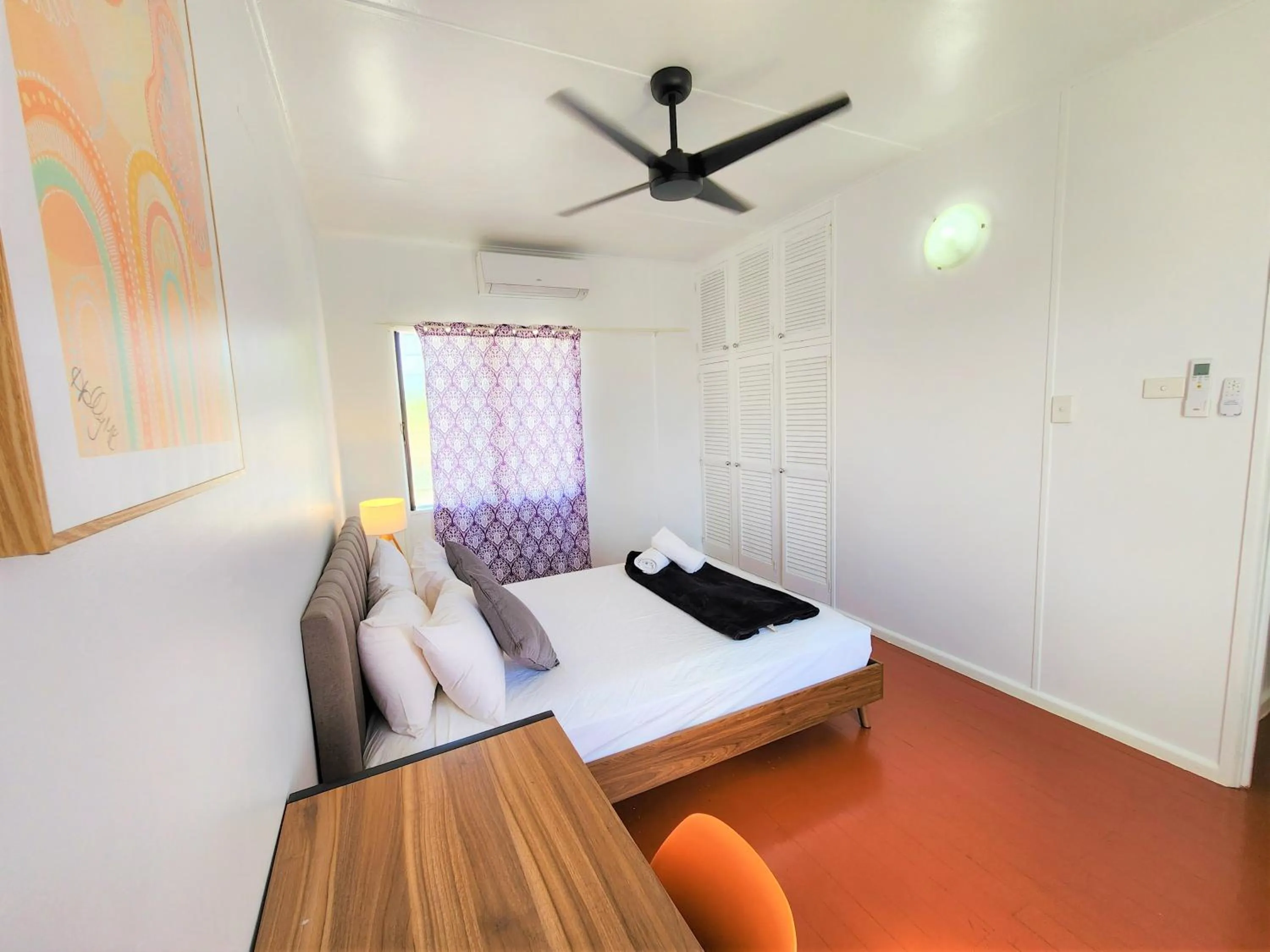 Living room, Bed in K - Town Hotel