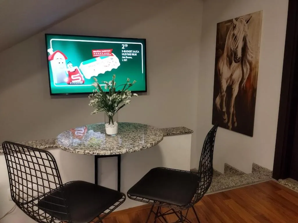 Urban Corner - Deluxe Apartments