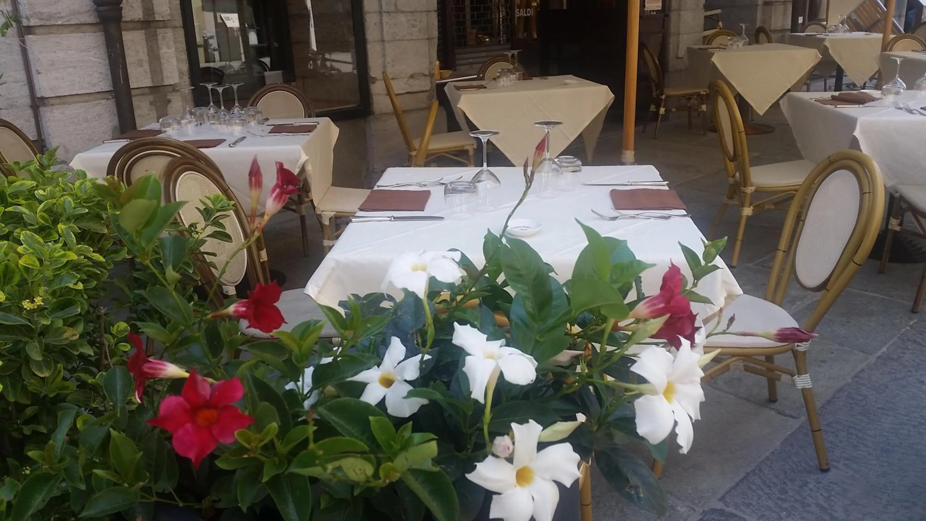 Restaurant/places to eat in Hotel Palazzo Lovera