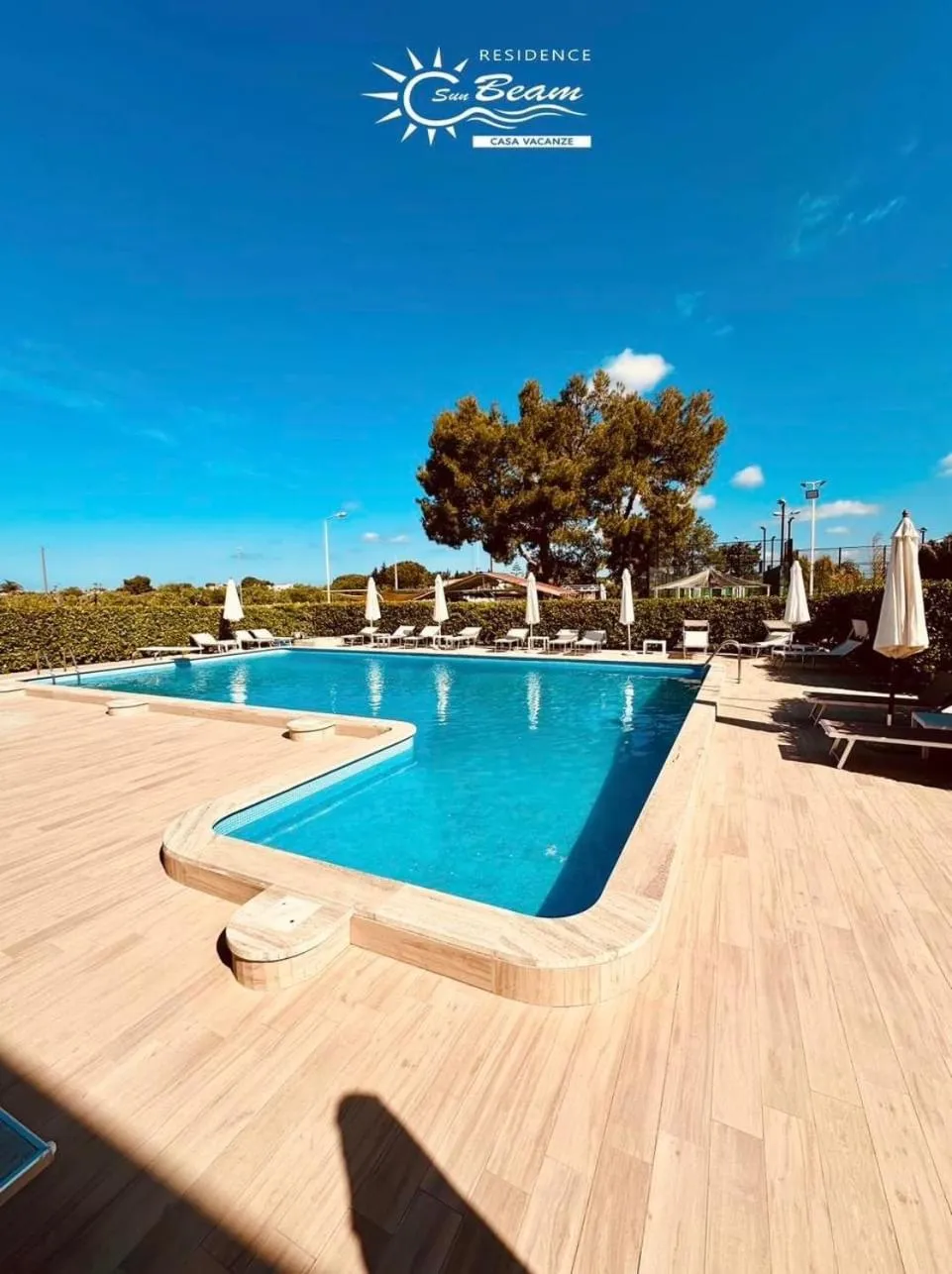 Swimming pool in Residence Sunbeam