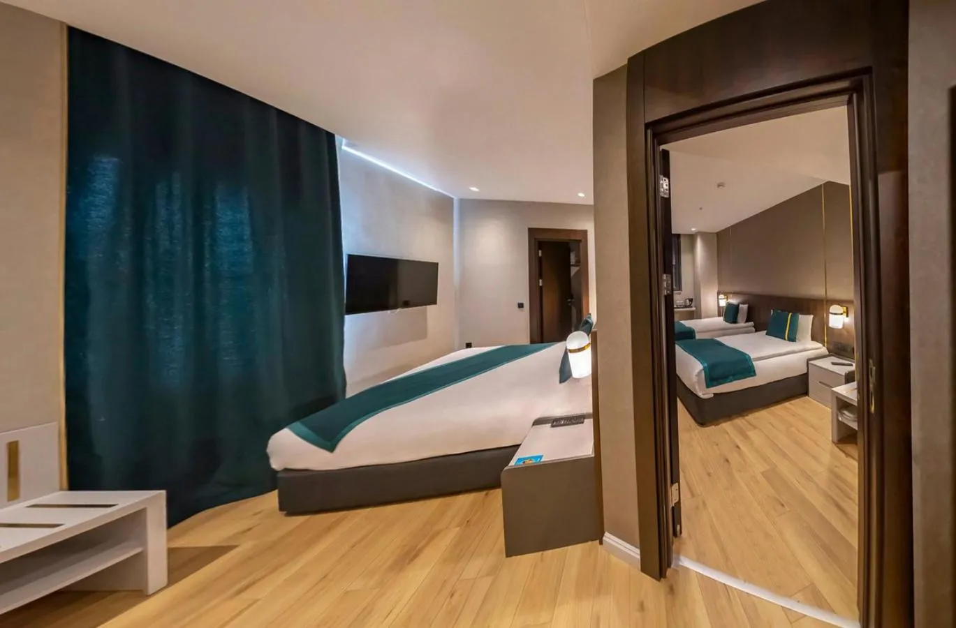 Family, Bed in Costera Hotel