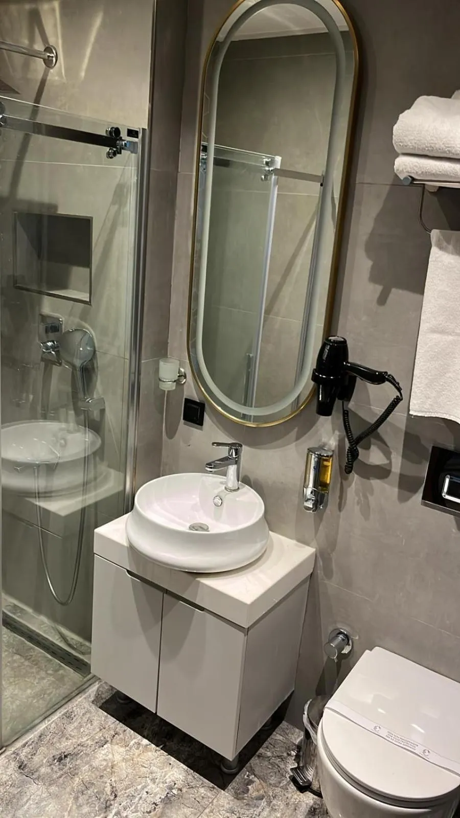 Bathroom in Costera Hotel