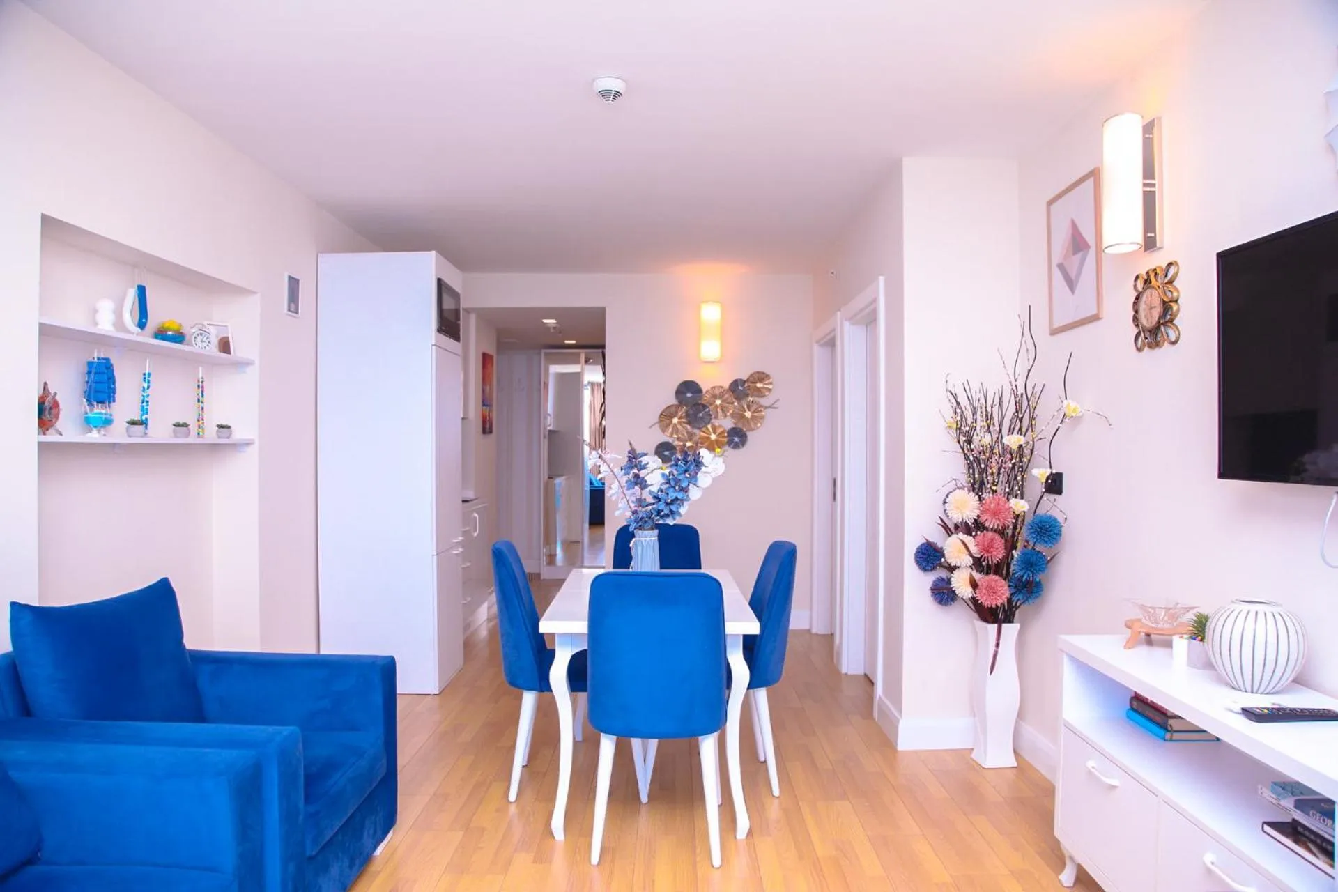 TV and multimedia in Orbi City Hotel With Sea View