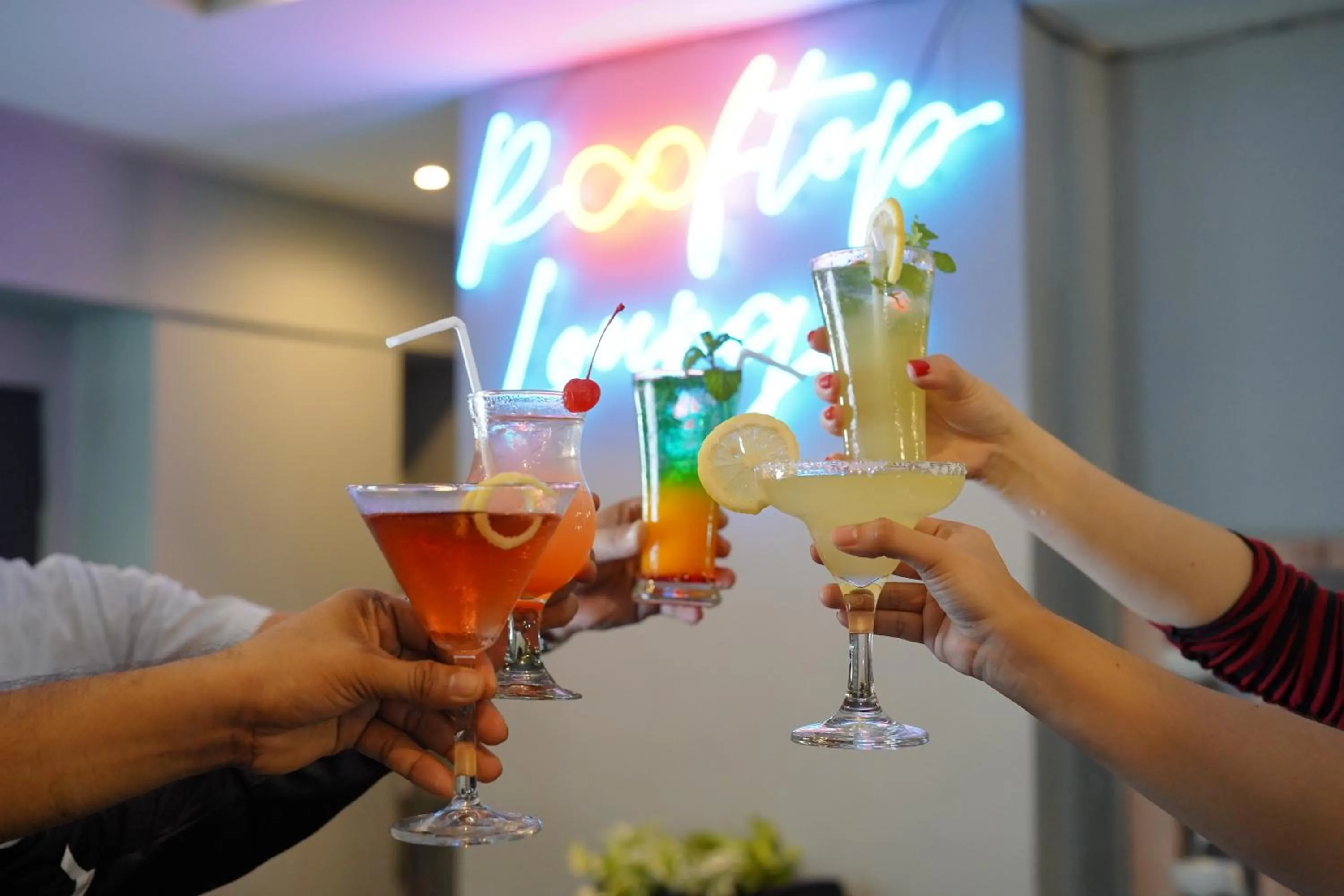 Drinks in Arzo Hotel Premier