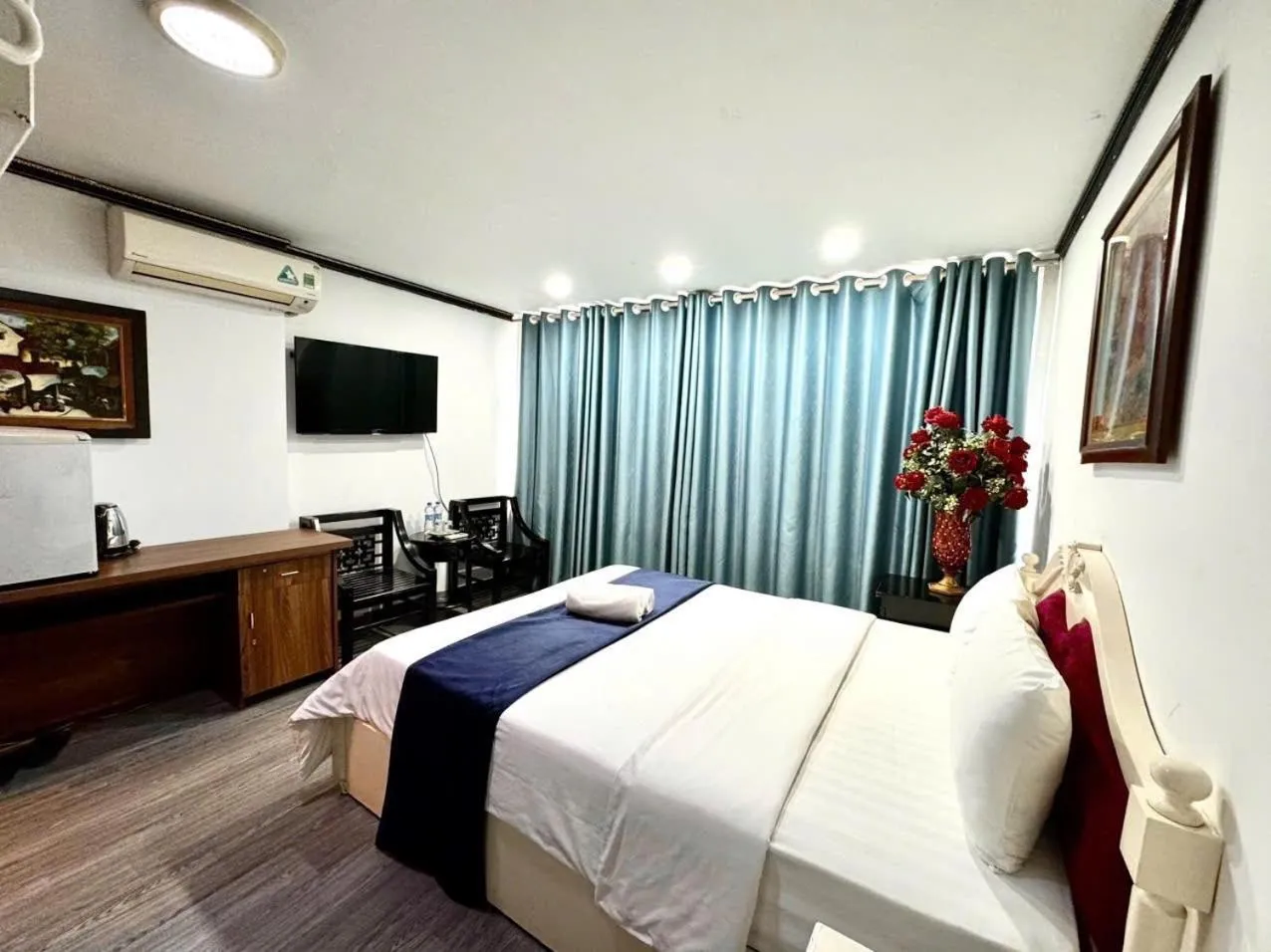 Bed in Church Legend Hotel