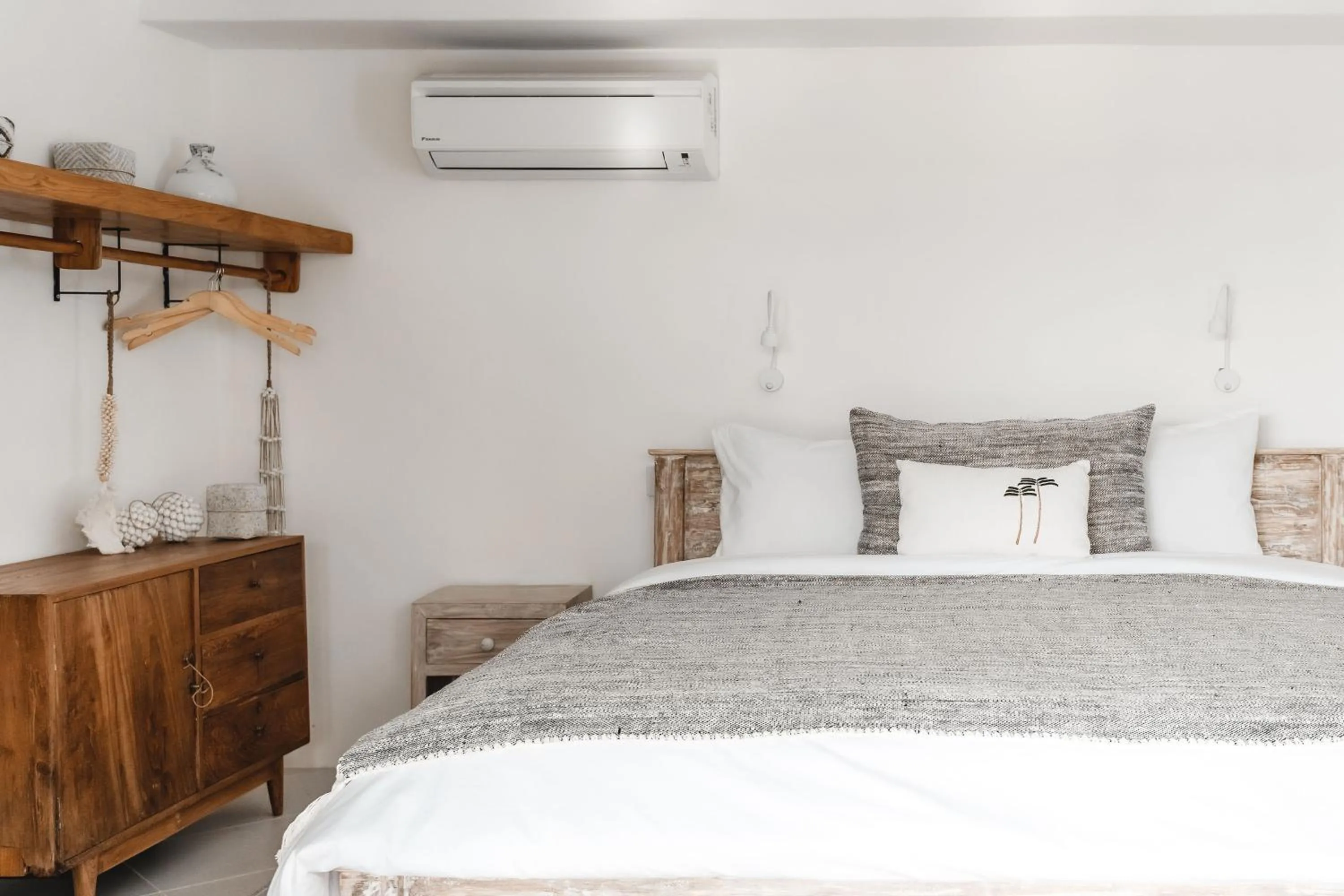 Bed in Blue Ocean Bingin