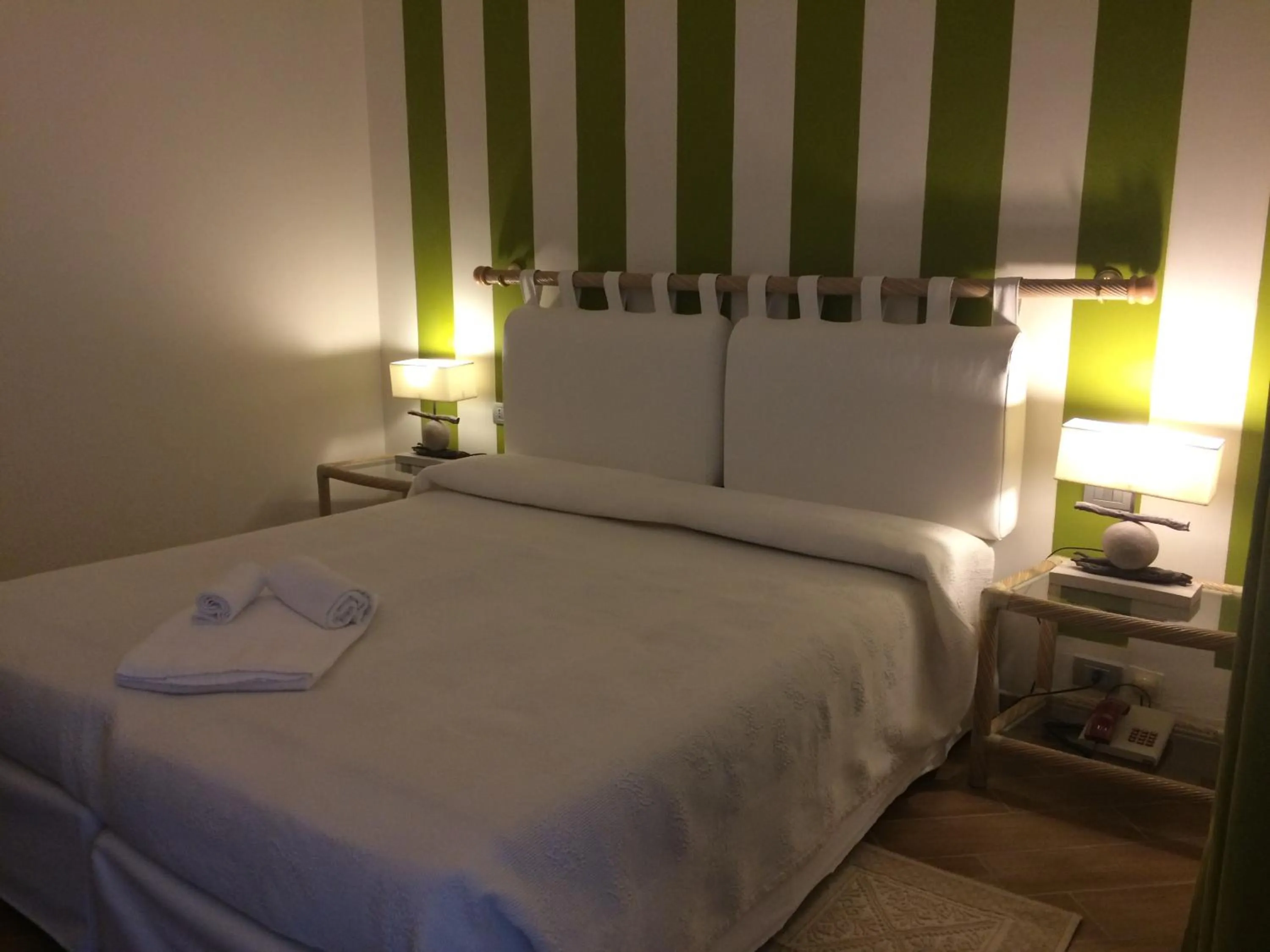 Bedroom, Bed in Hotel Palau