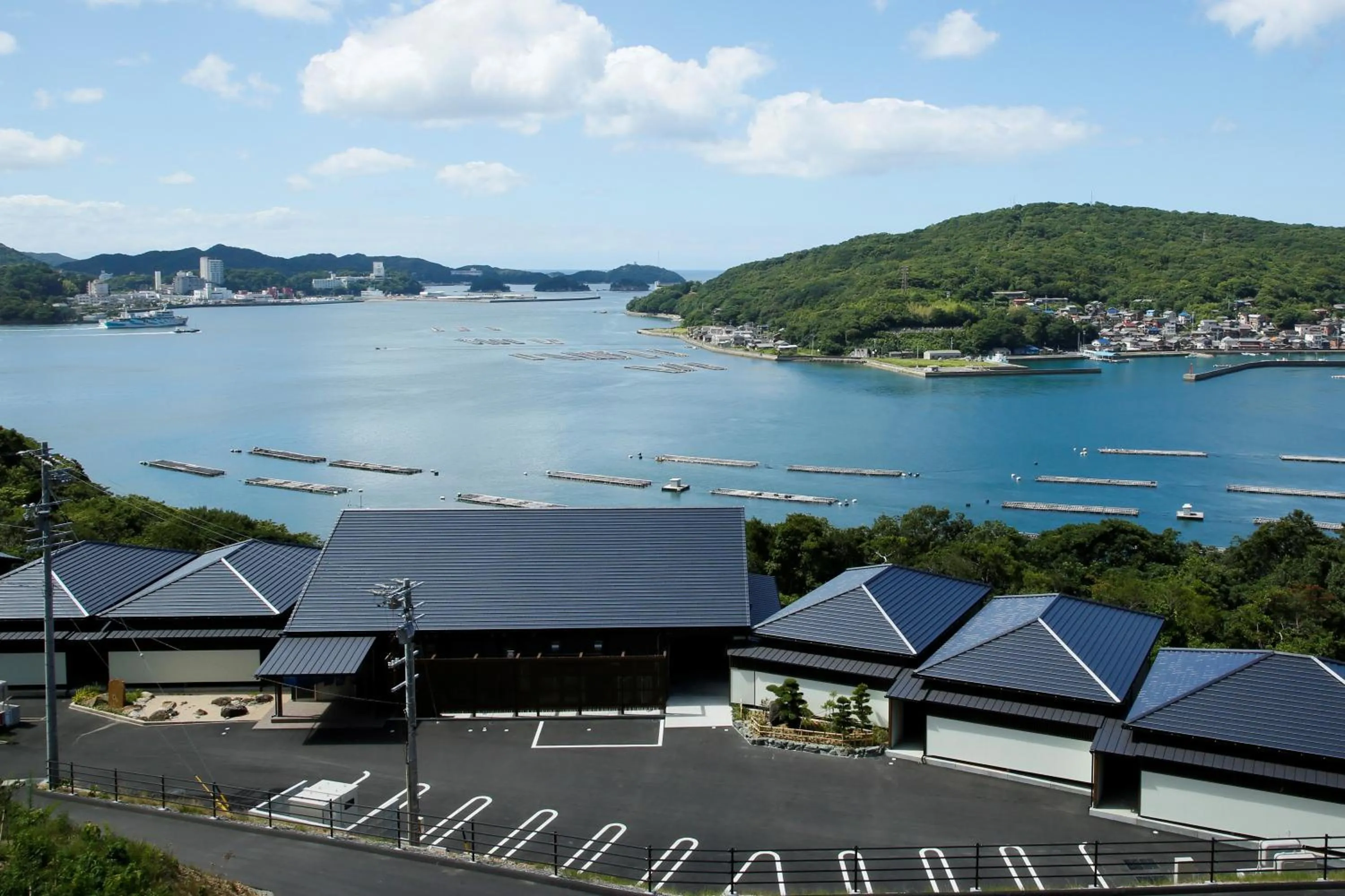 Property building in Kisara Bettei TOKI