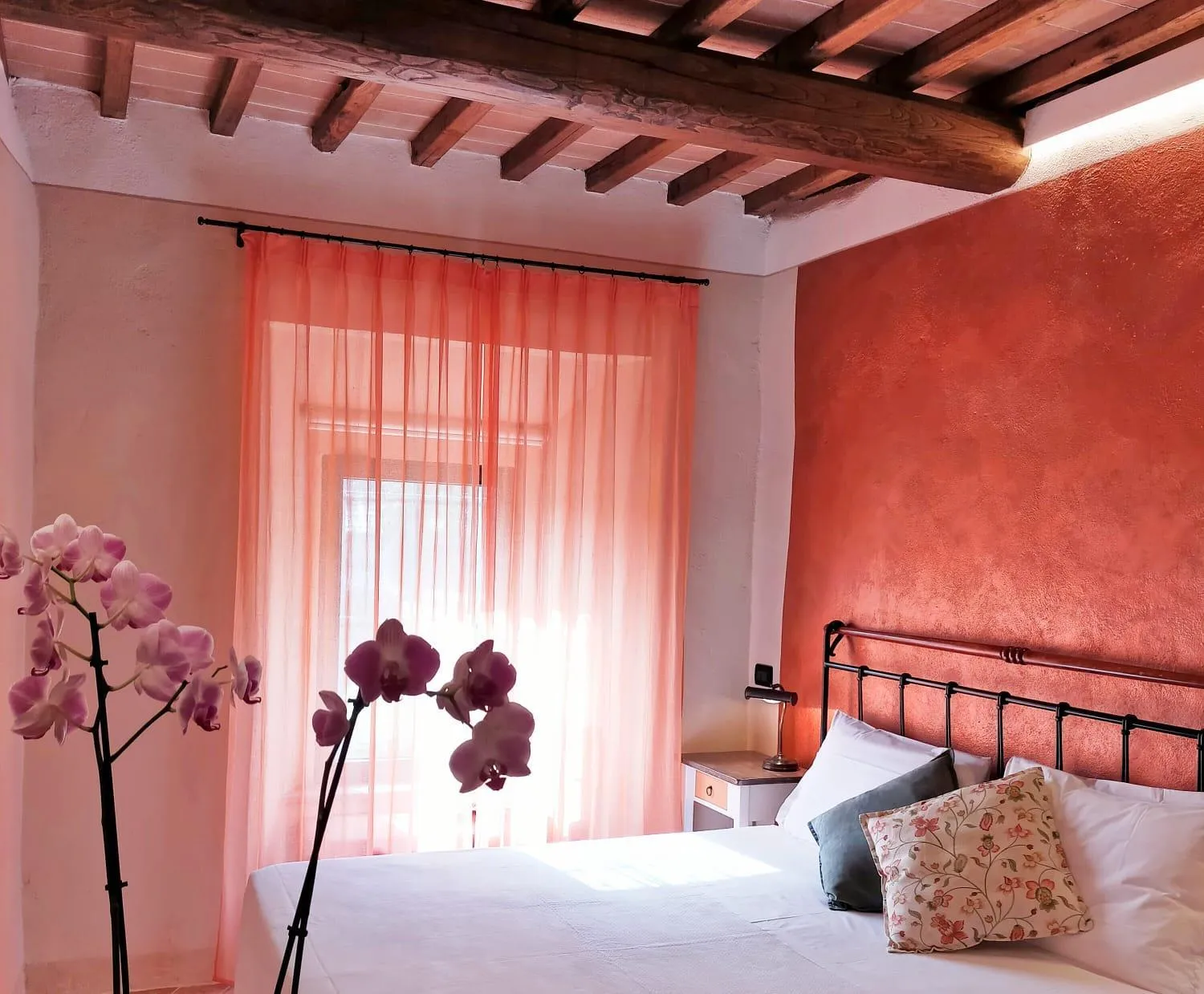 Photo of the whole room, Bed in Molino Di Foci