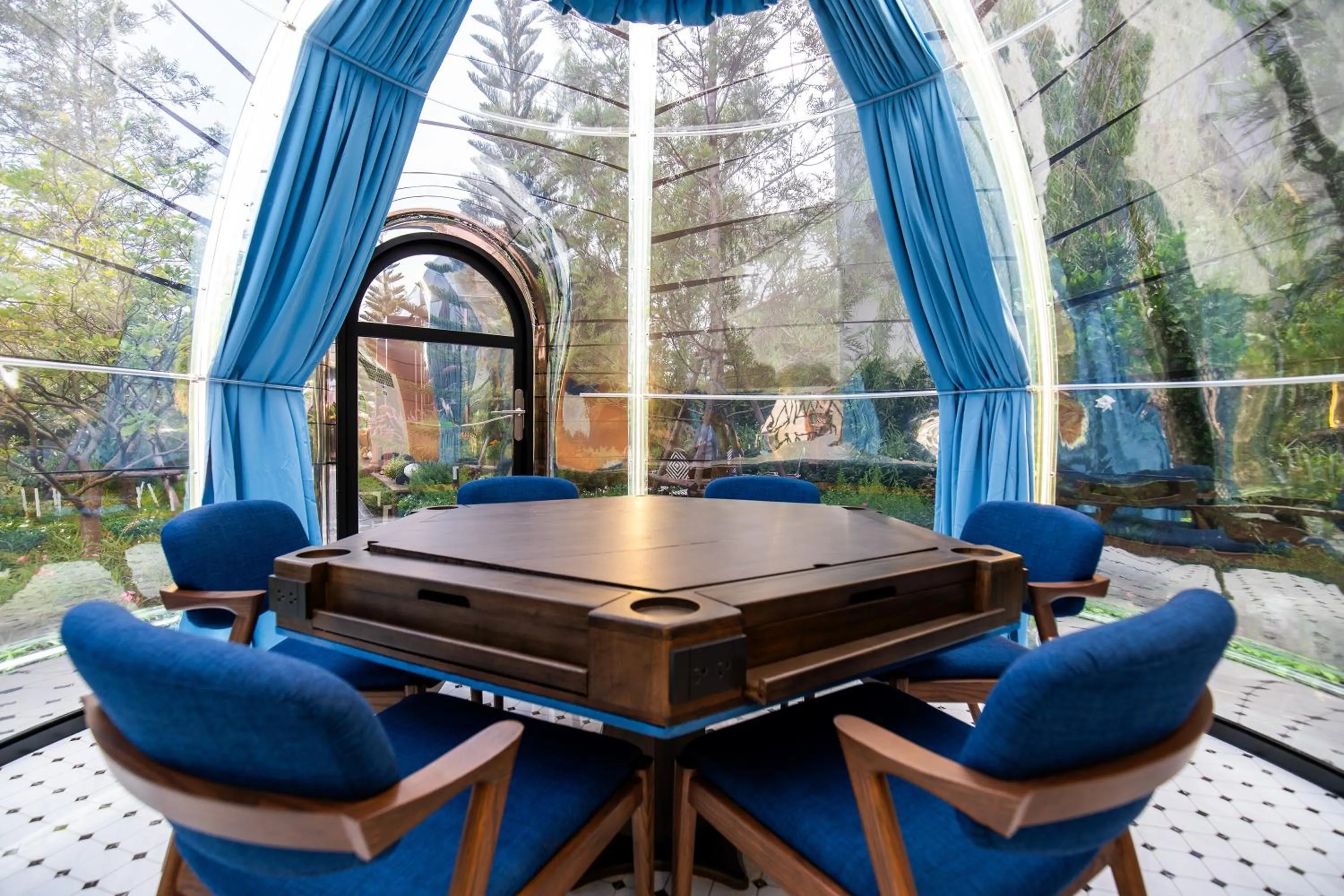 Seating area in The One Smart Living