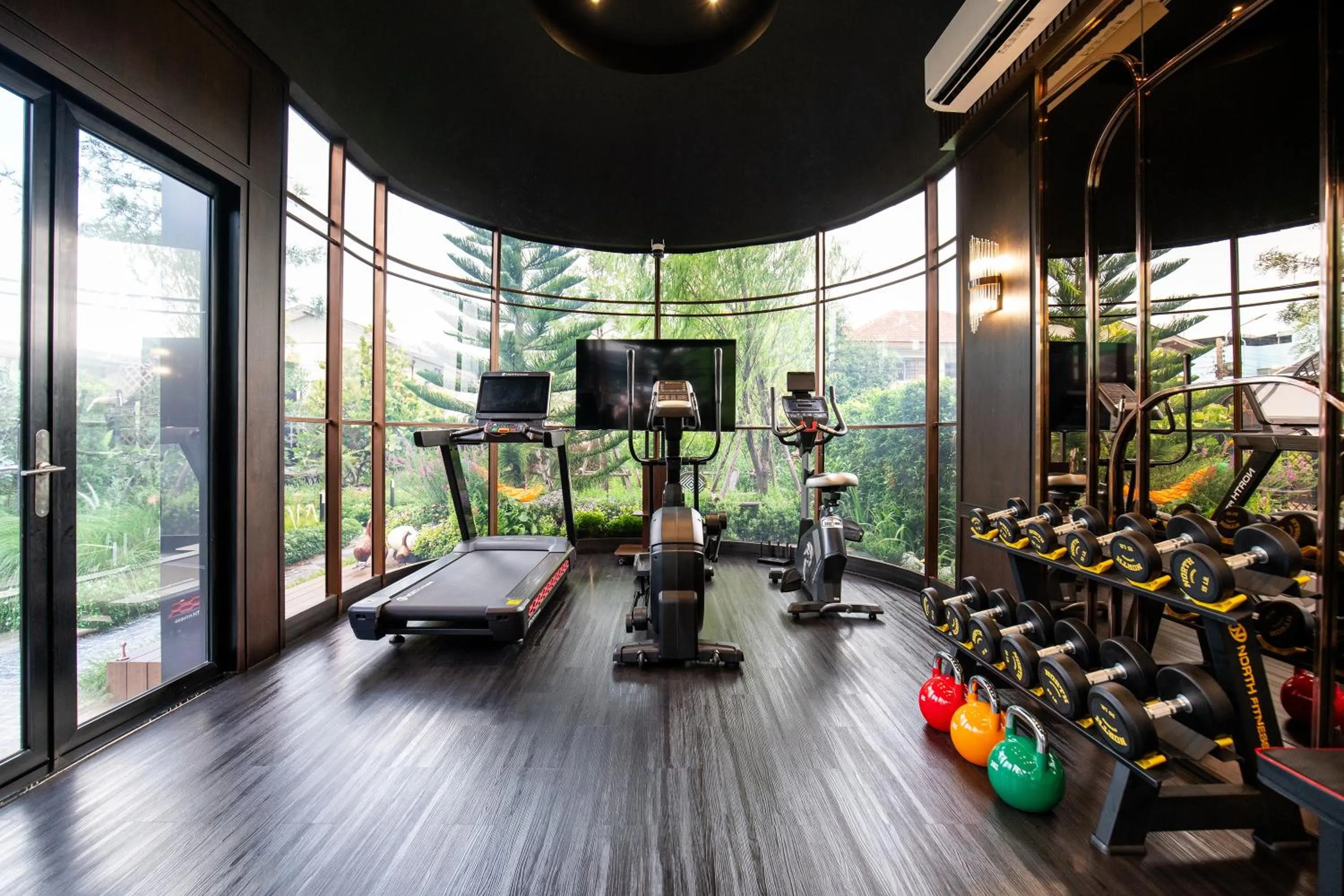Fitness centre/facilities in The One Smart Living