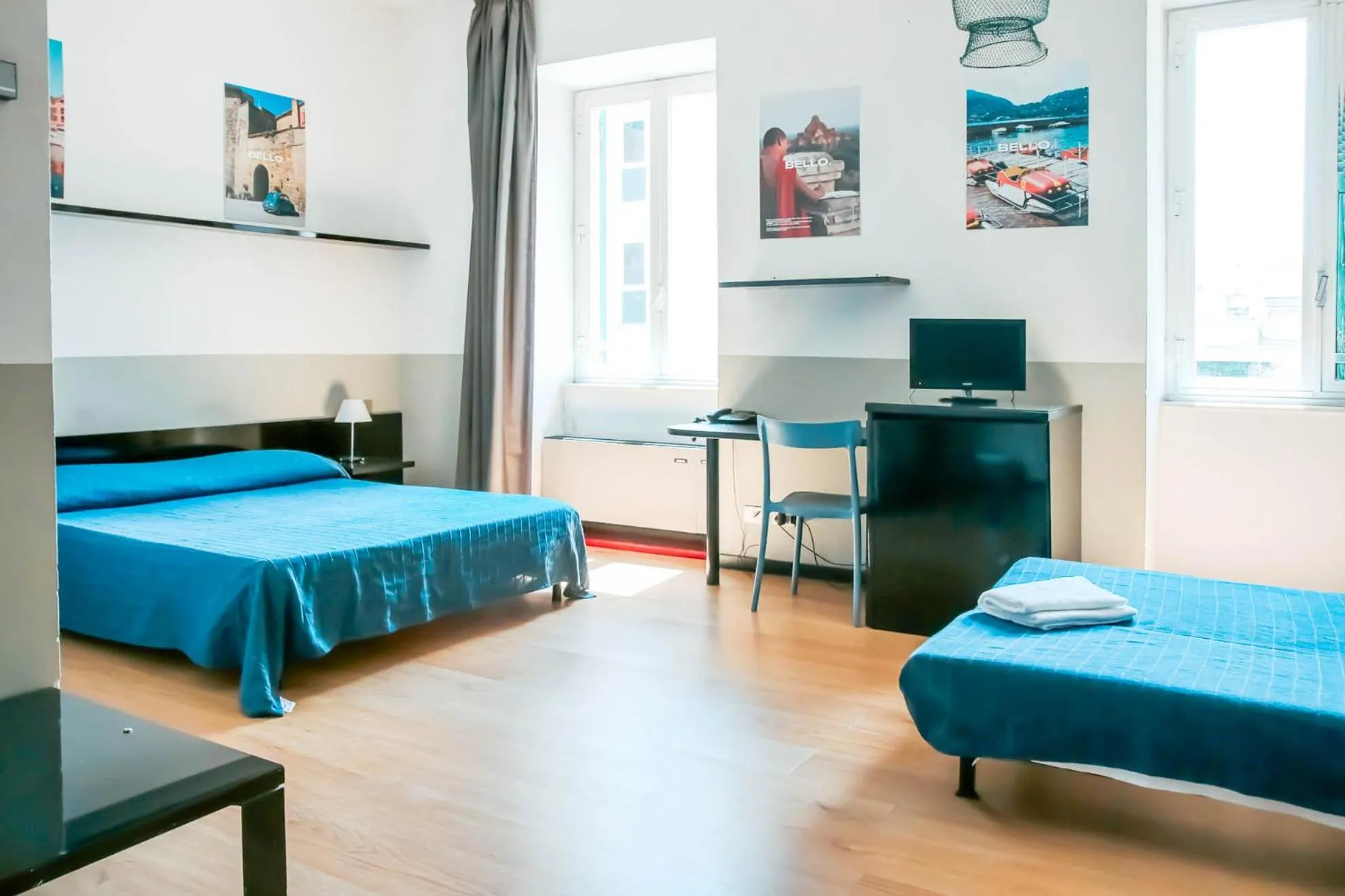 Bed in Hotel Britannia