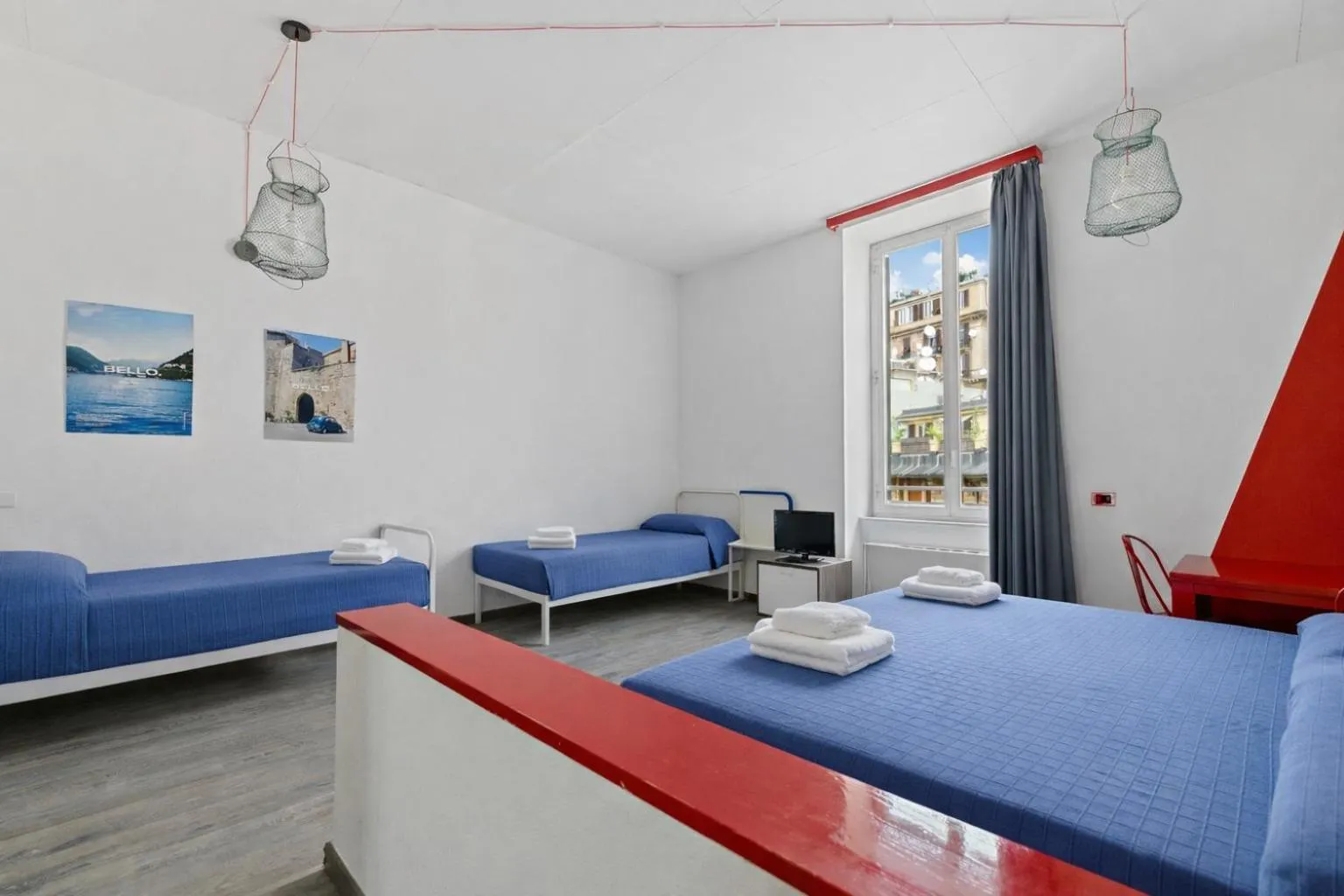 Bed in Hotel Britannia