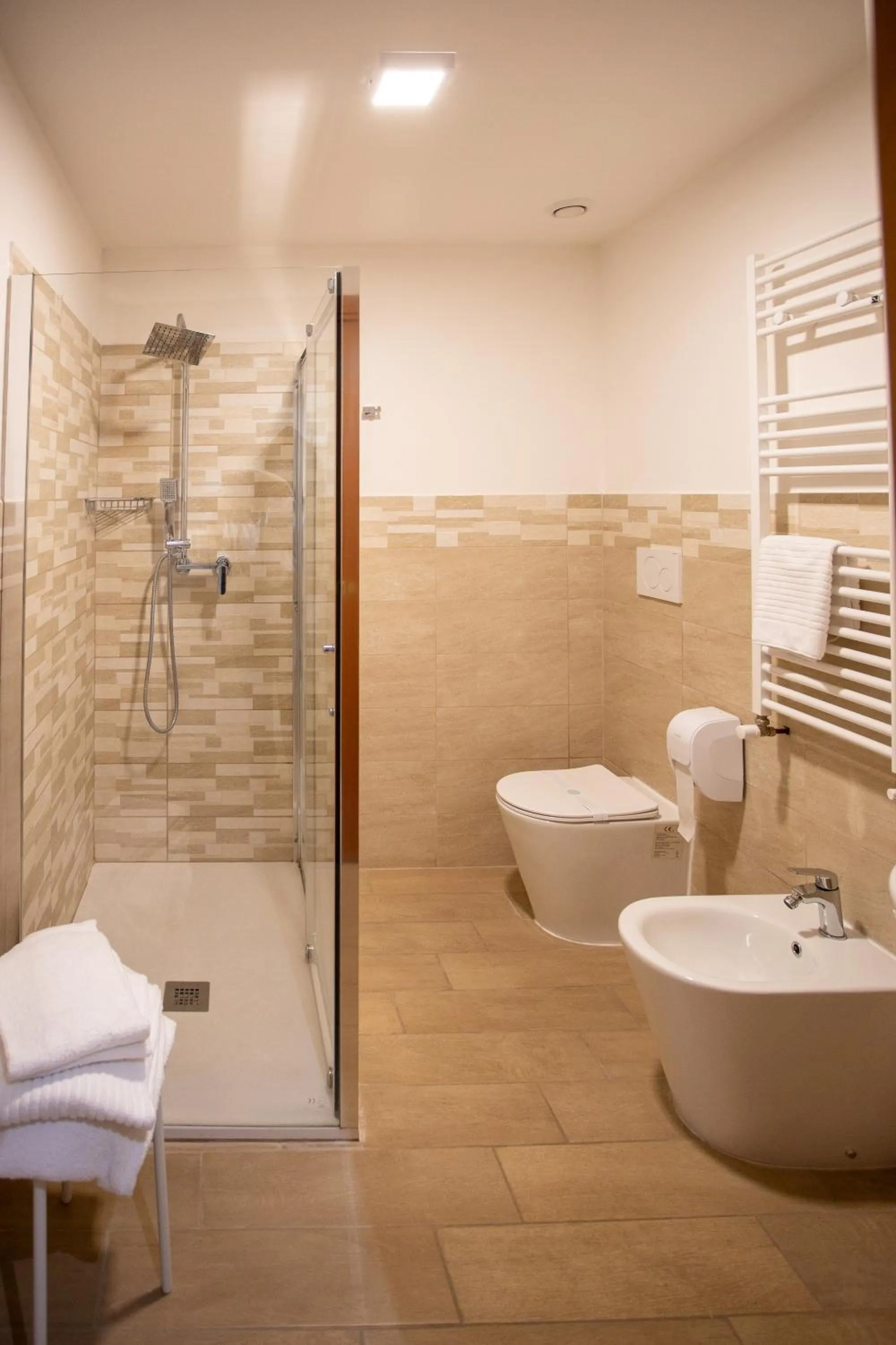 Shower in Hotel Dimora Adriana